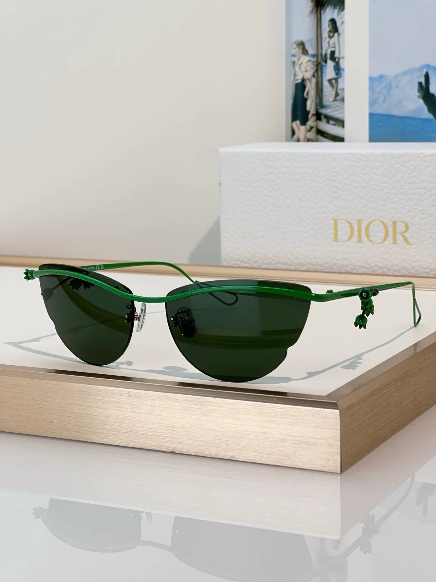 DIOR Lily B1U Butterfly Sunglasses ✨