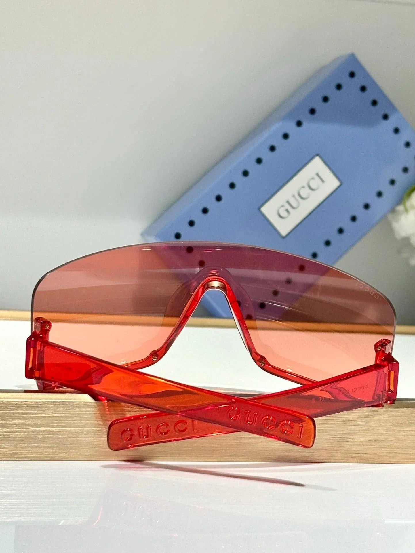 Gucci GG 1637S Mask Unisex Sunglasses ✨