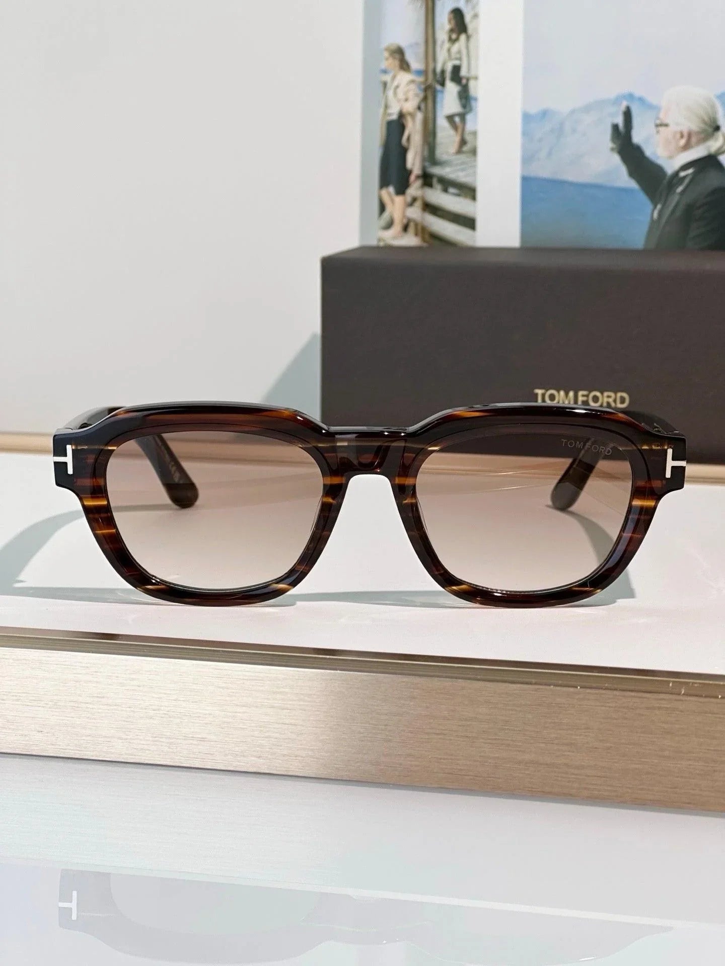 TOM FORD ICON SQUARE SUNGLASSES FT1226 🔱