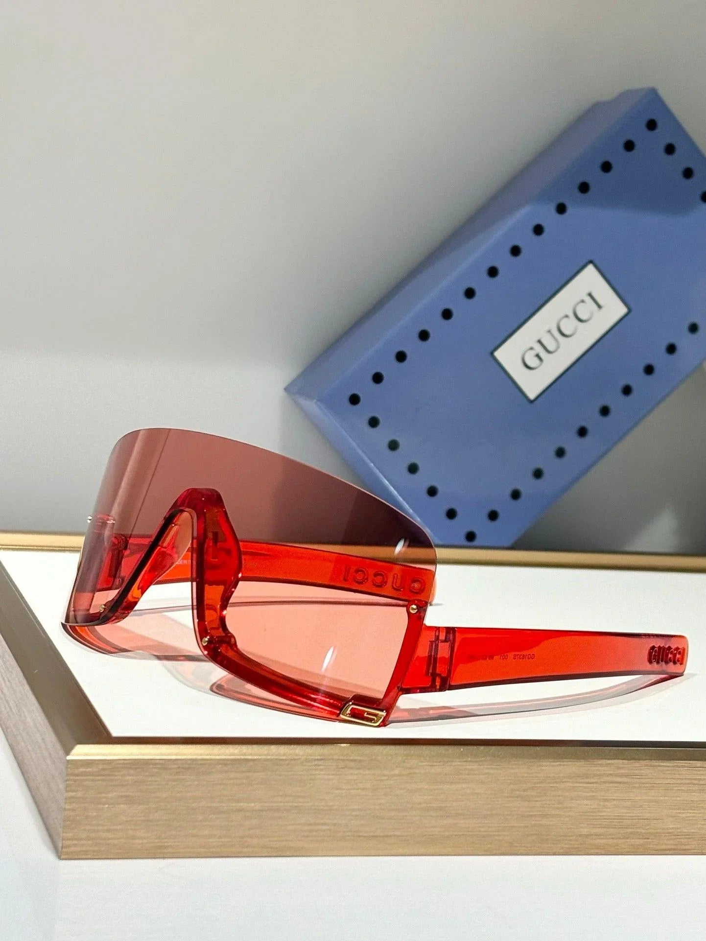 Gucci GG 1637S Mask Unisex Sunglasses ✨