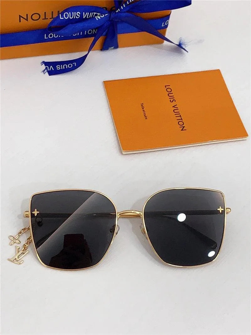 Louis Vuitton Z1720U LV Charm Cat Eye Sunglasses ✨