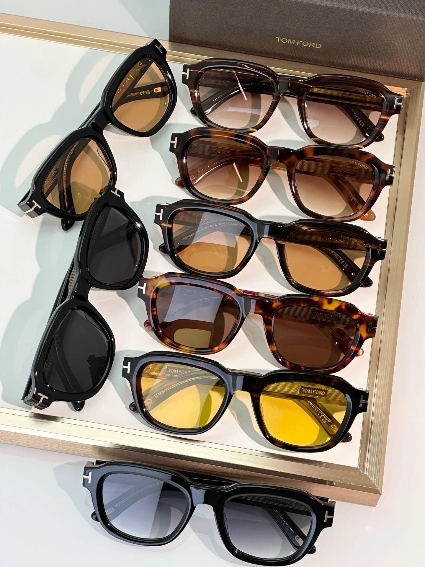 TOM FORD ICON SQUARE SUNGLASSES FT1226 🔱