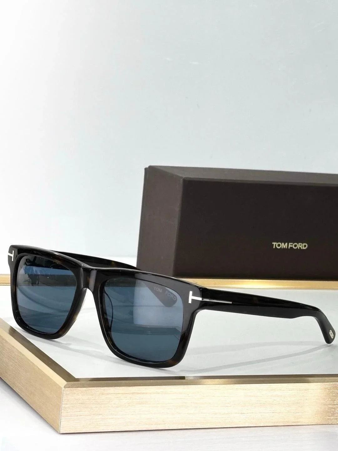 TOM FORD Buckley-02 TF906-N 01A 🔱