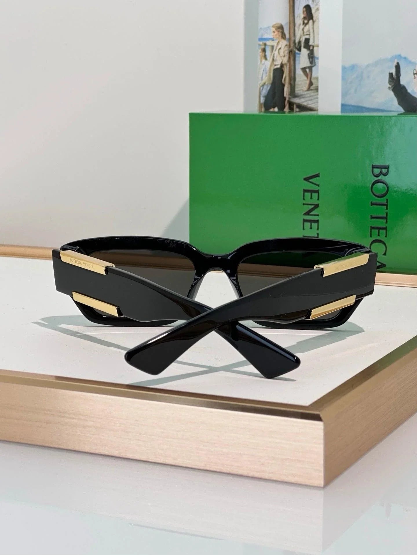BOTTEGA VENETA BV1406S Unisex Sunglasses💚