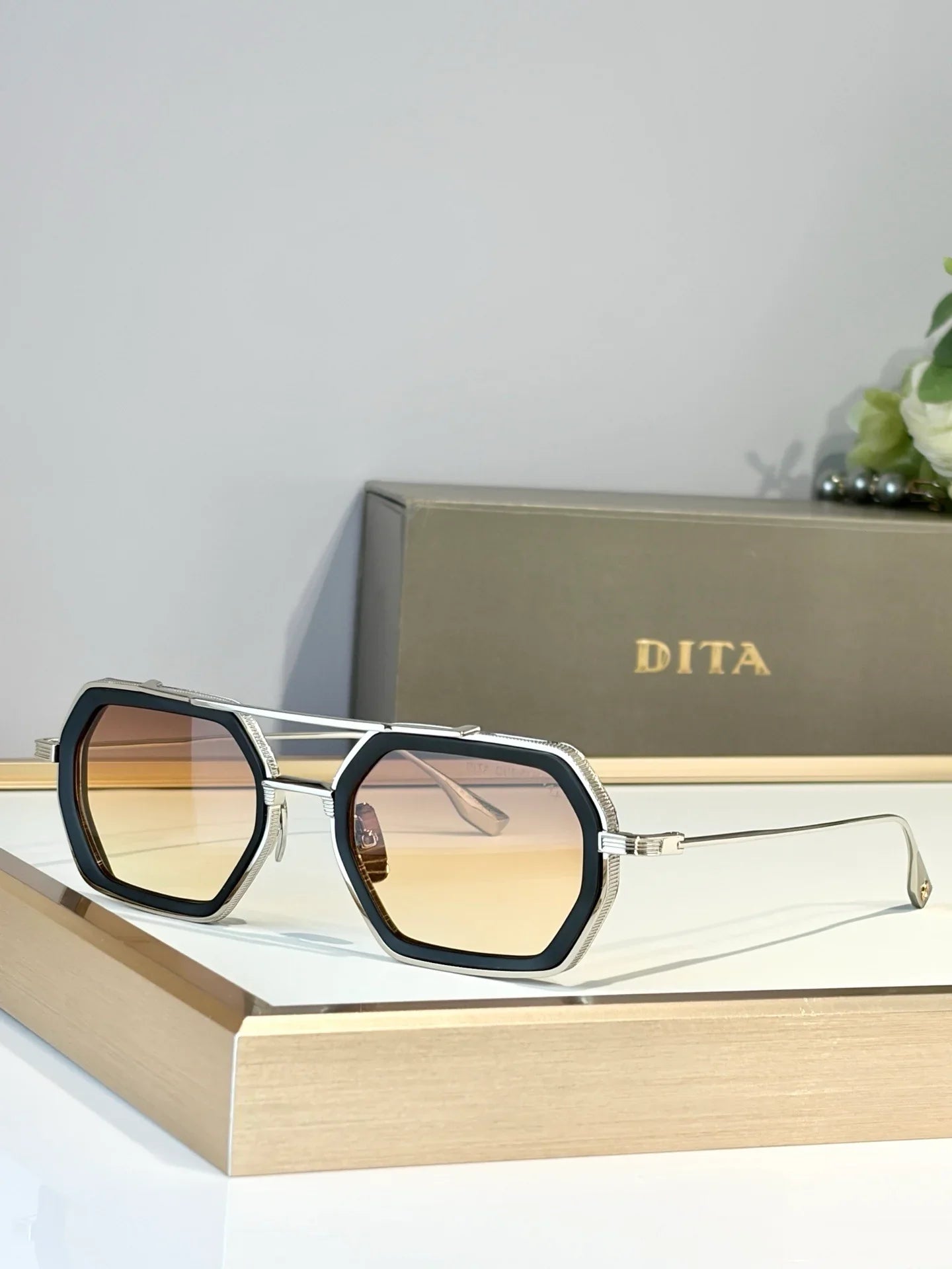 Dita Eyewear DTS465-A-01 Dubsignal Sunglasses 🔱