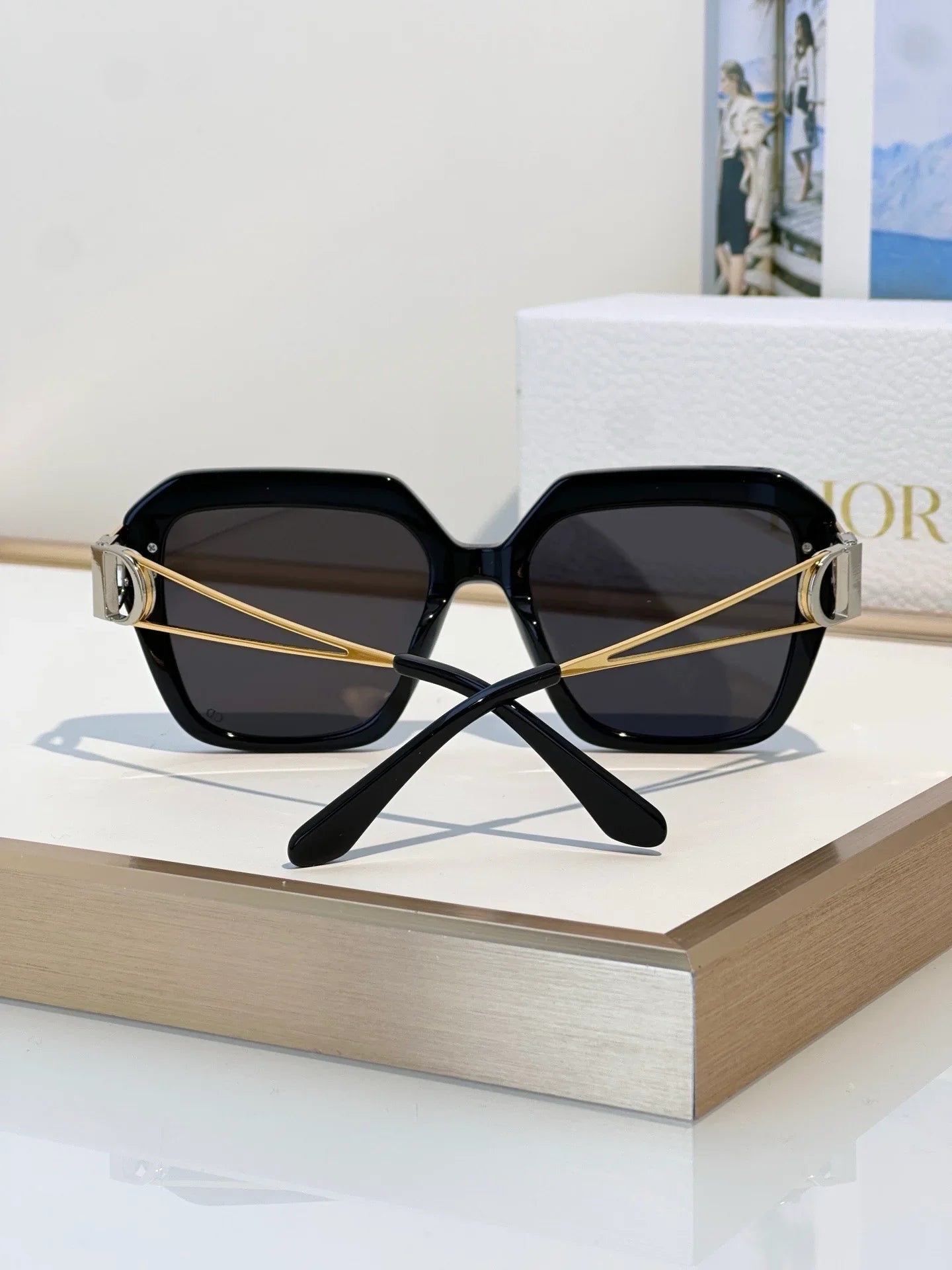 Dior 30Montaigne S6U CD 40083U Rectangular Sunglasses✨