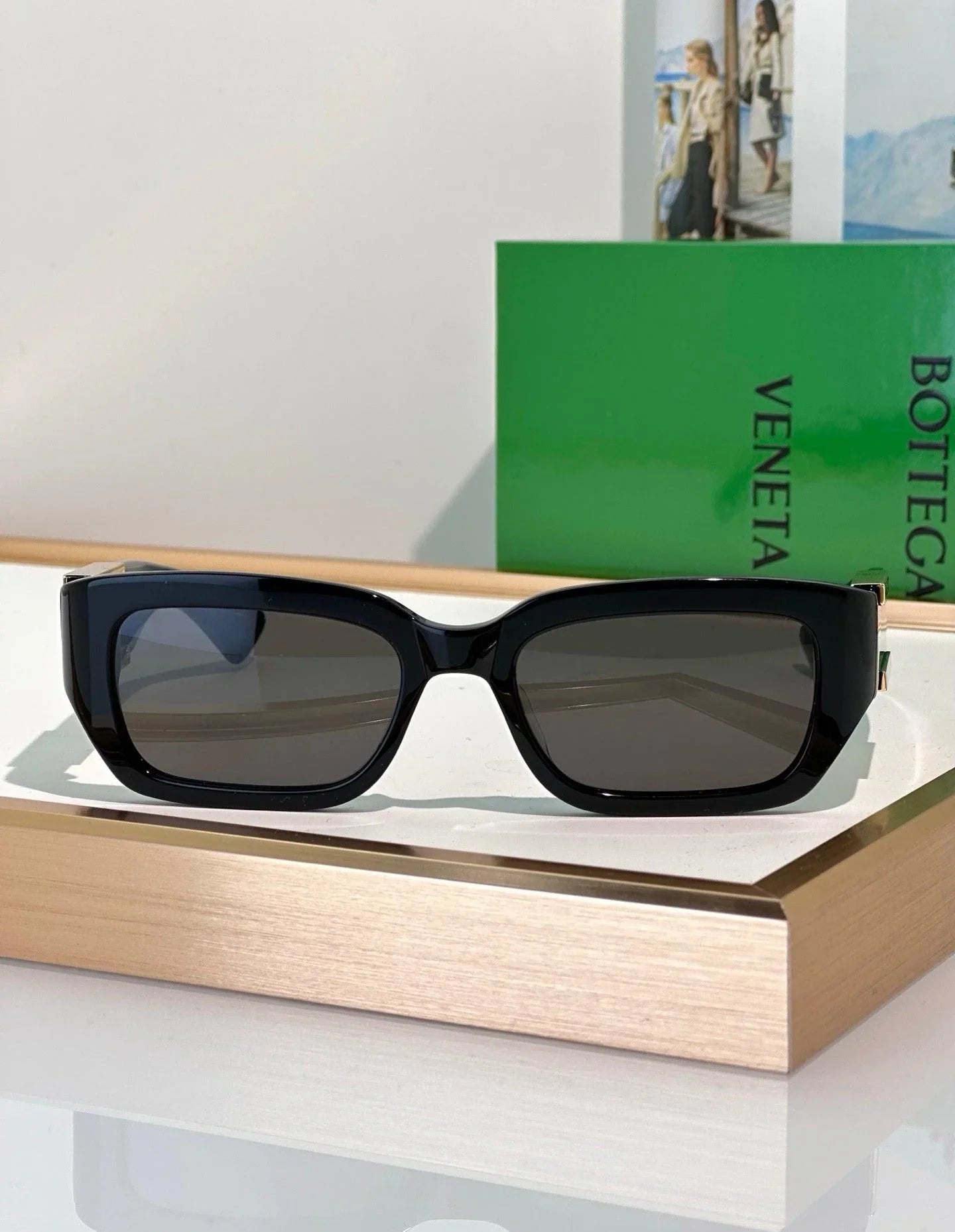 BOTTEGA VENETA BV1406S Unisex Sunglasses💚