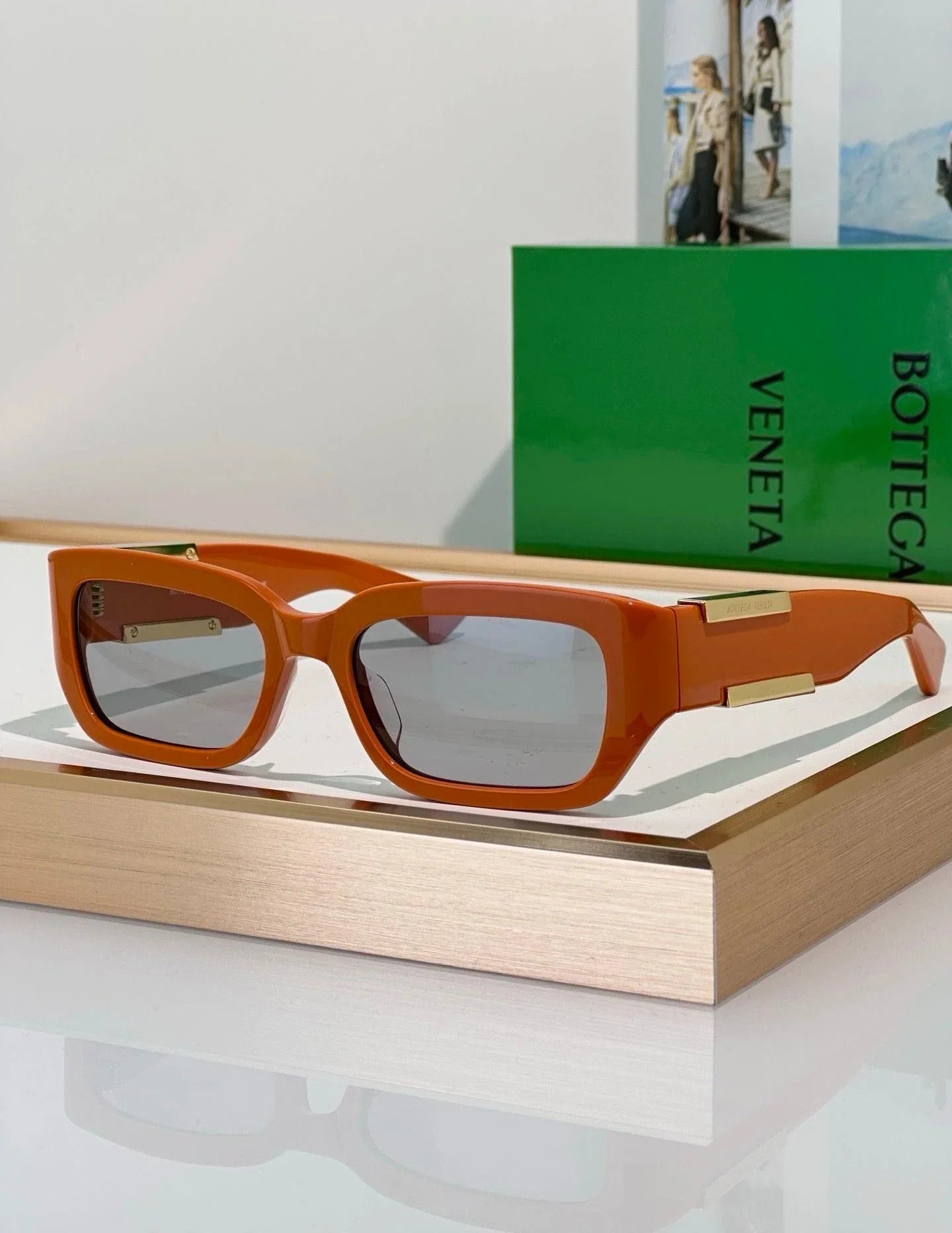 BOTTEGA VENETA BV1406S Unisex Sunglasses💚