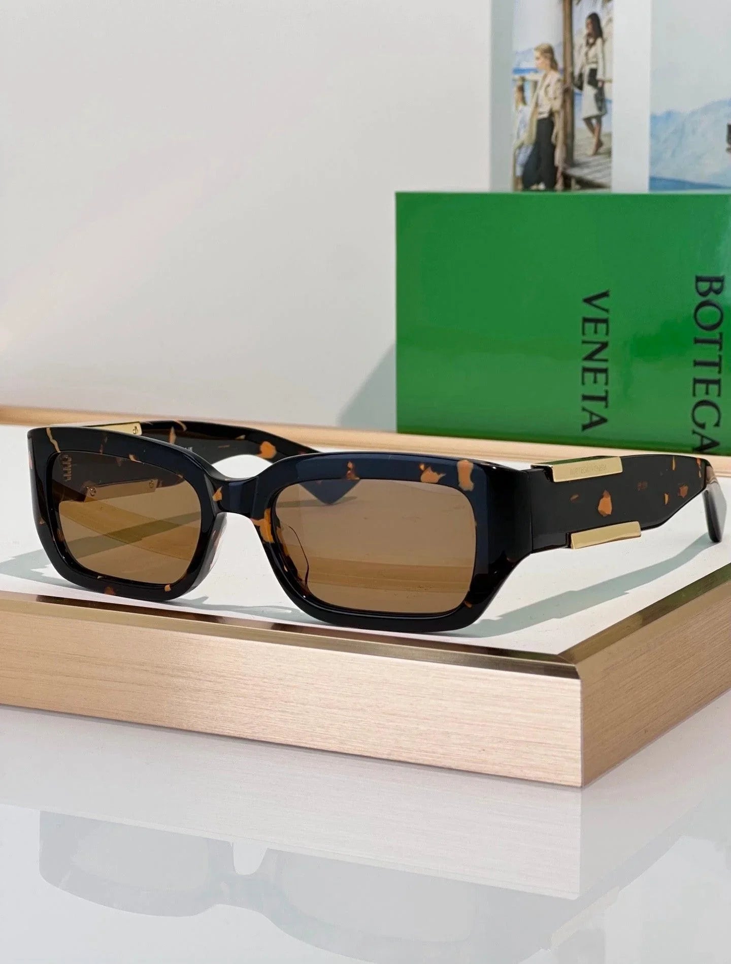BOTTEGA VENETA BV1406S Unisex Sunglasses💚