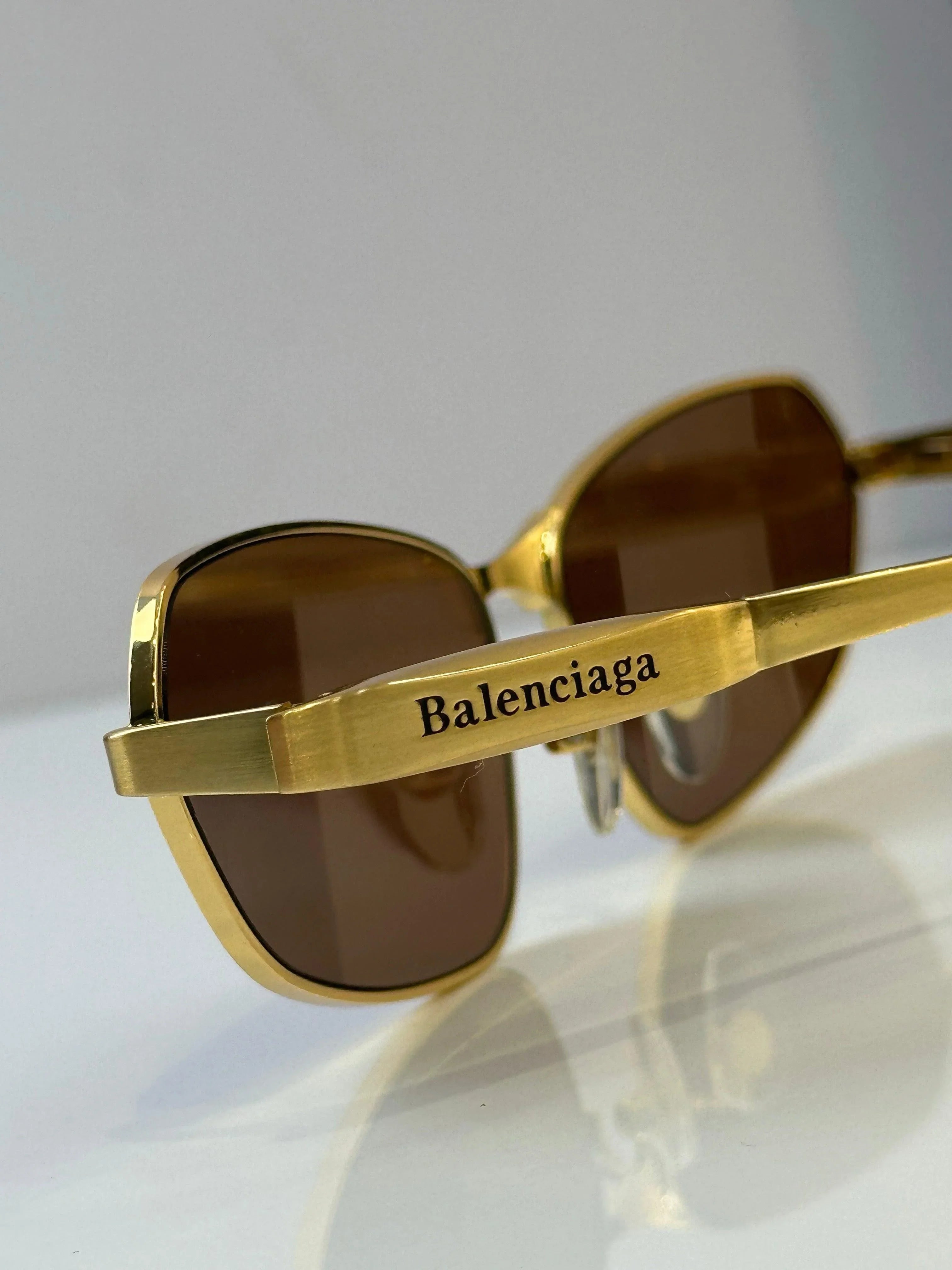 BALENCIAGA BB0355S - André Unisex Sunglasses 🖤