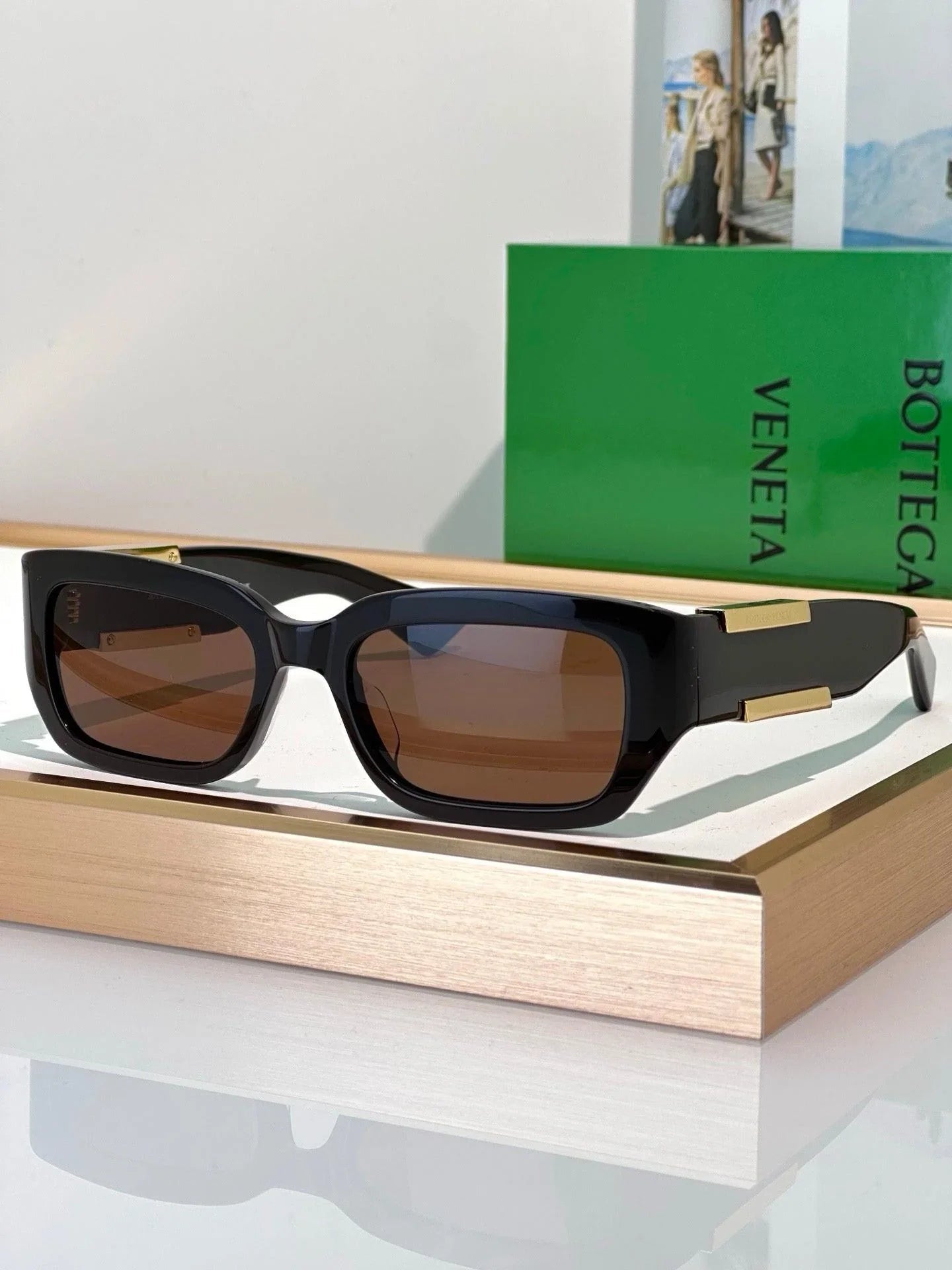 BOTTEGA VENETA BV1406S Unisex Sunglasses💚