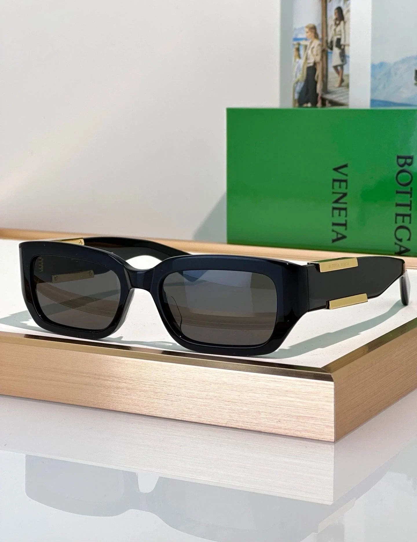 BOTTEGA VENETA BV1406S Unisex Sunglasses💚