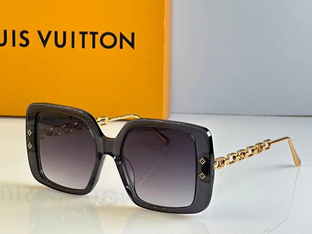 Louis Vuitton Z2107E LV Jewel Mix Square Sunglasses ✨