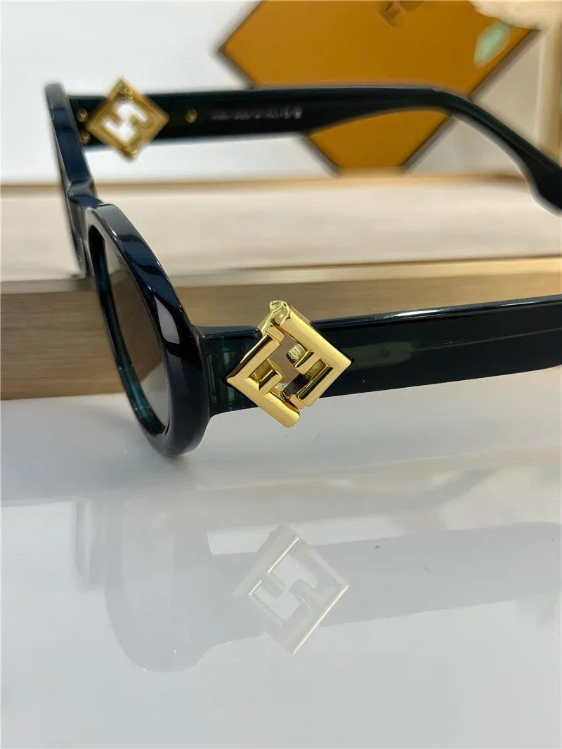 FENDI FF 40140 FF Diamonds acetate Sunglasses✨