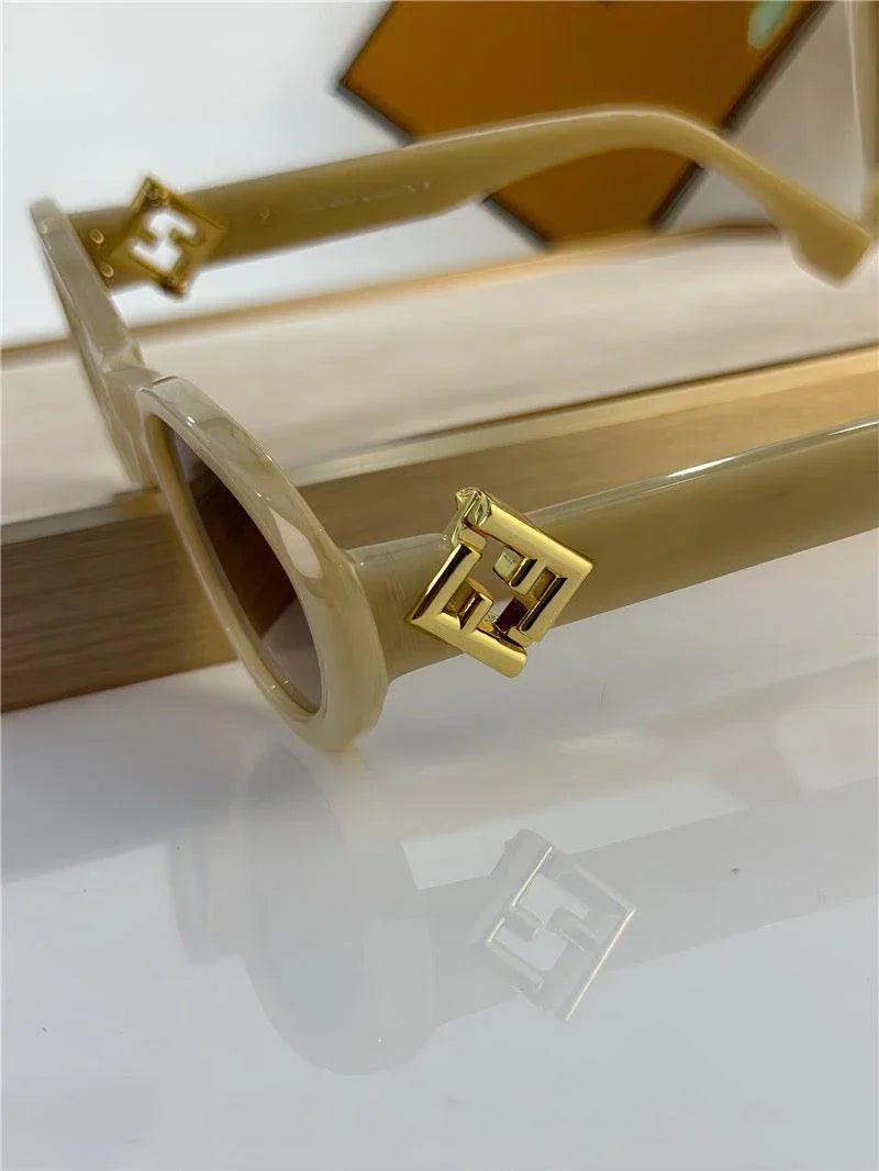 FENDI FF 40140 FF Diamonds acetate Sunglasses✨