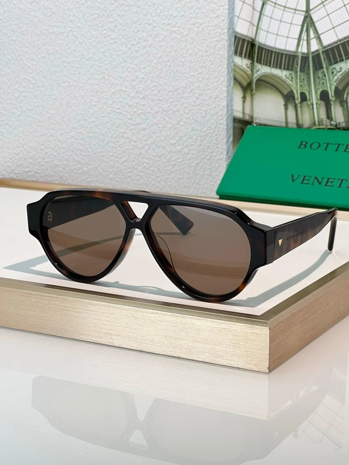 BOTTEGA VENETA BV 1318S Unisex Sunglasses💚