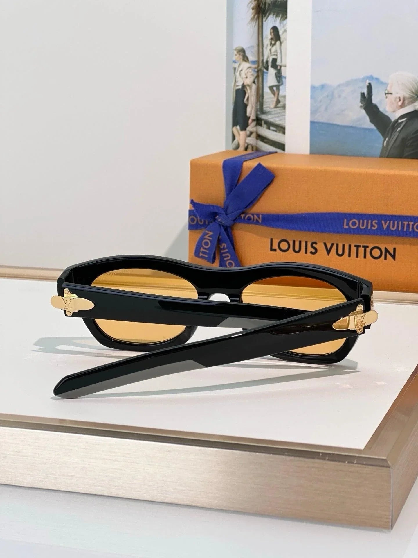 Louis Vuitton Z3048U LV Frog Round Square Sunglasses ✨