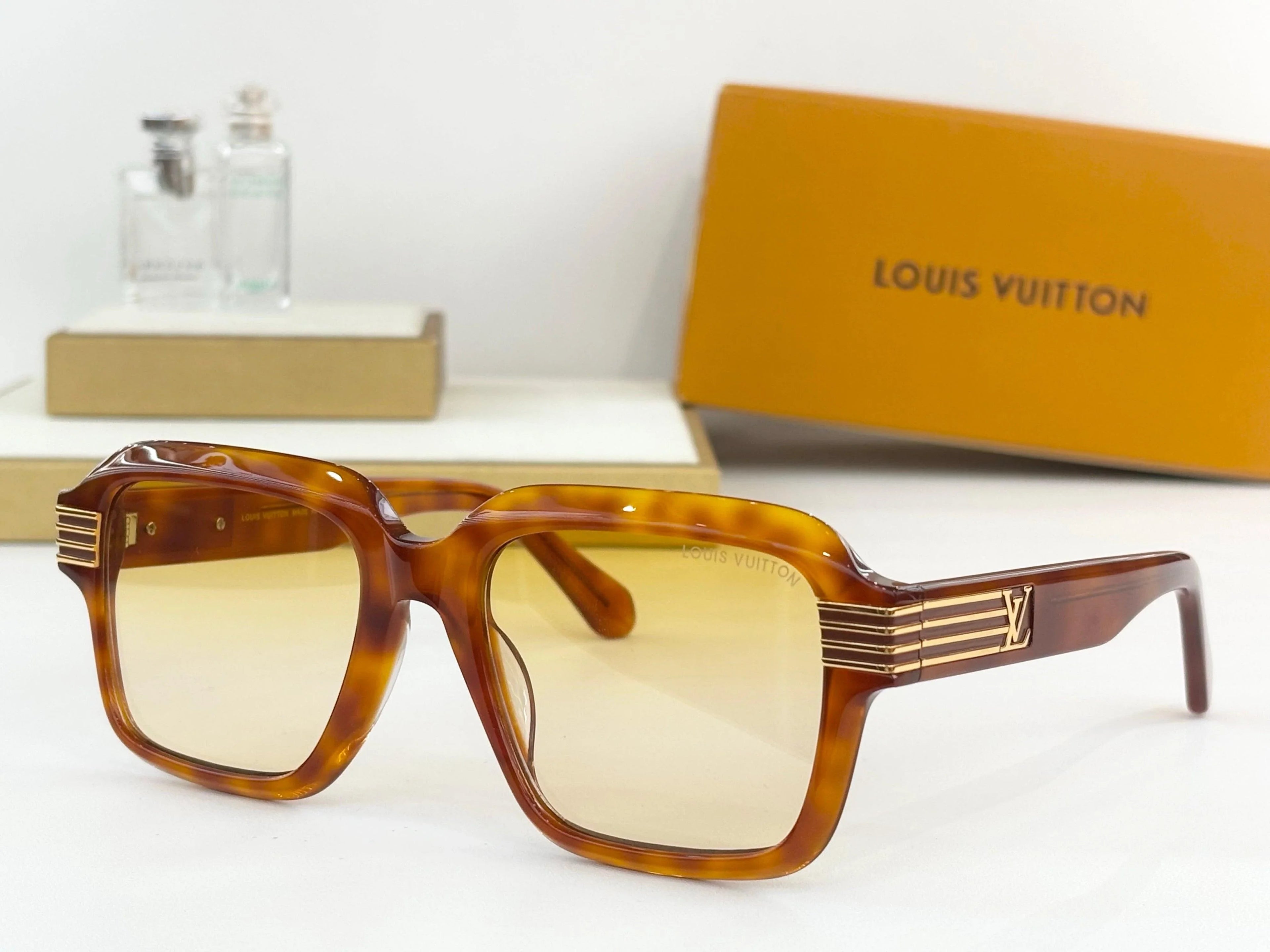 Louis Vuitton Z2739U LV Slide Large Square Round Sunglasses ✨