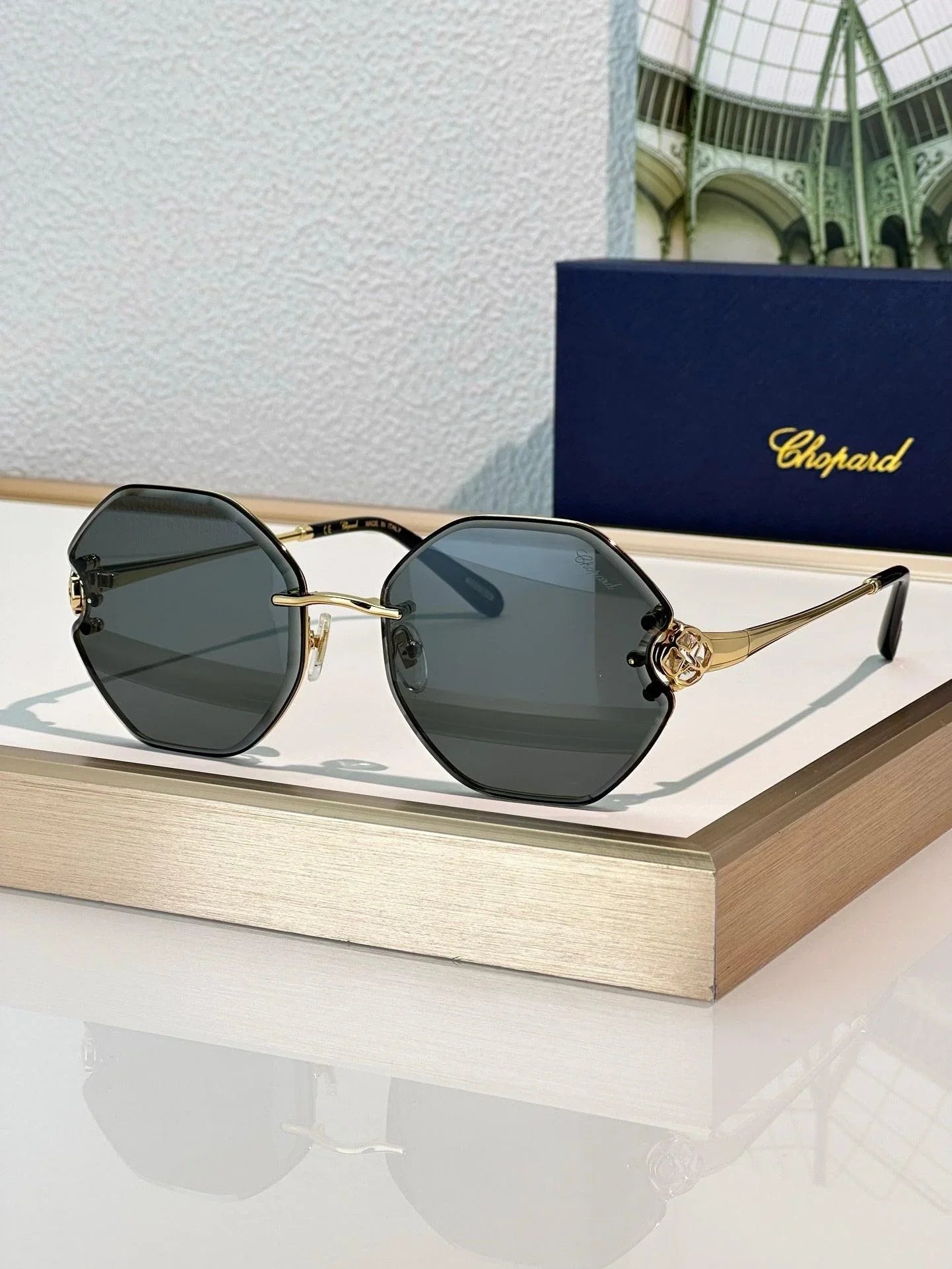 Chopard SCHF85S Swarovski Crystals Sunglasses ✨