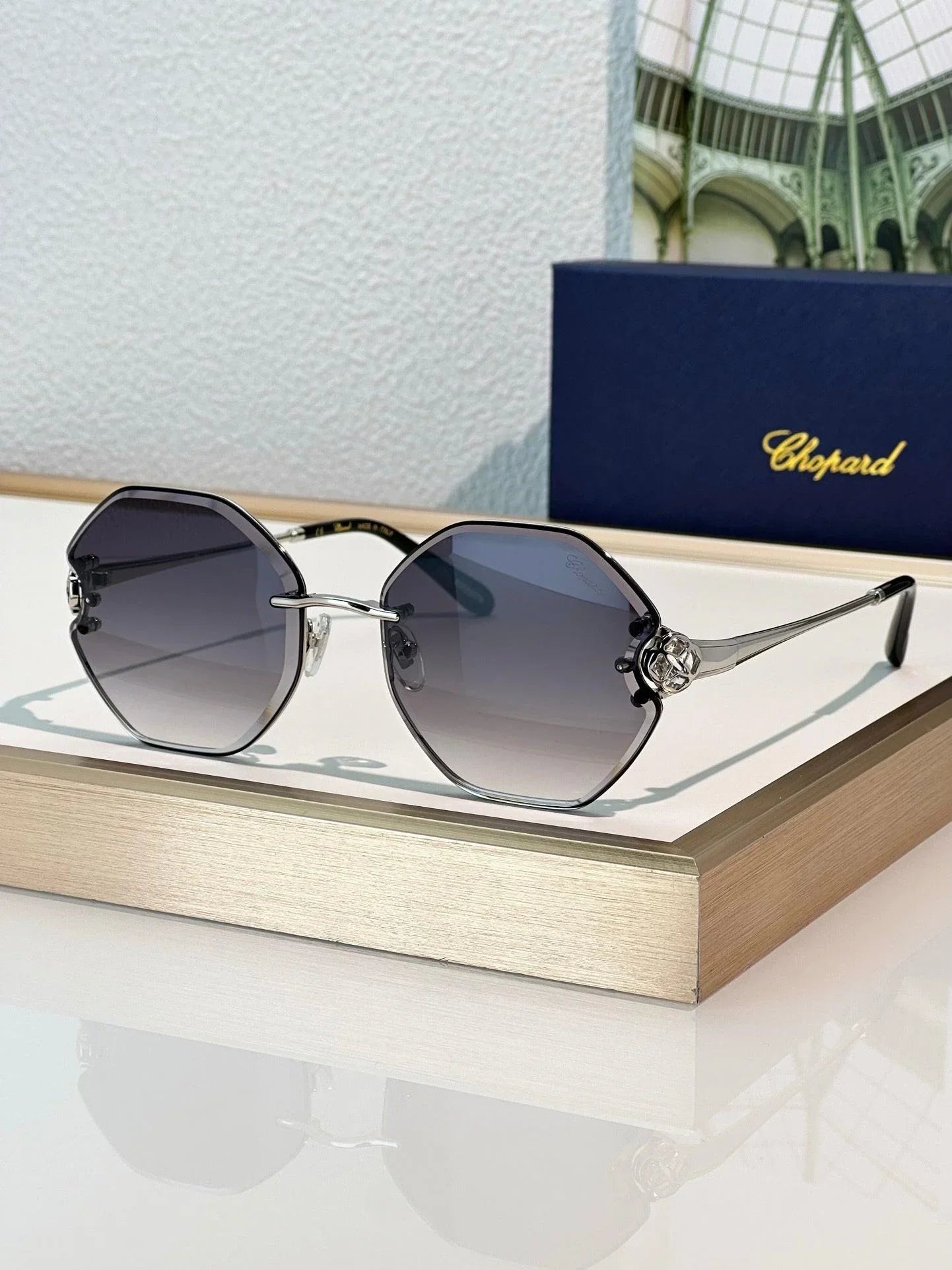 Chopard SCHF85S Swarovski Crystals Sunglasses ✨