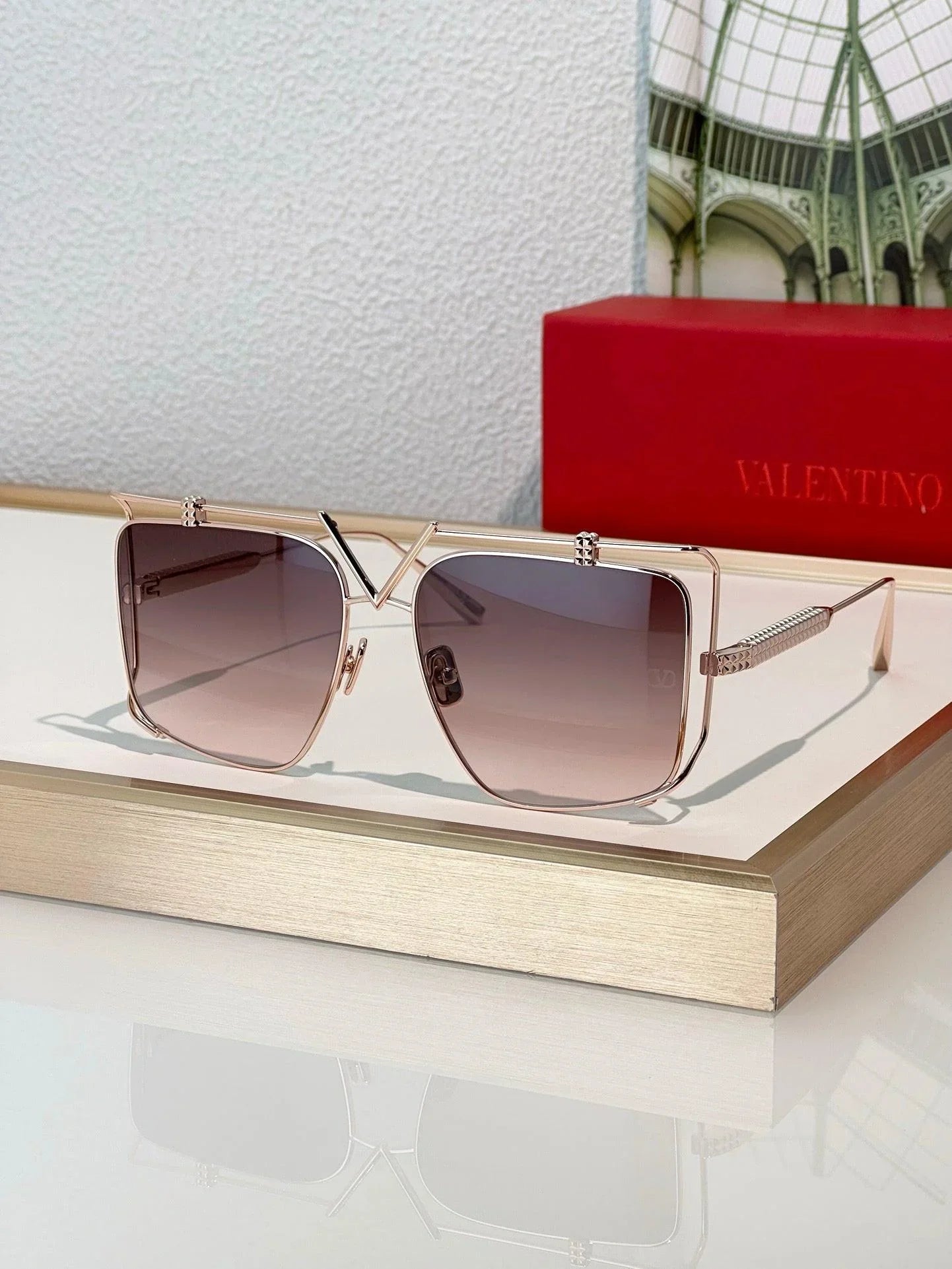 Valentino V-LIGHT VLS116 - AS SEEN ON JENNIFER LOPEZ Sunglasses✨