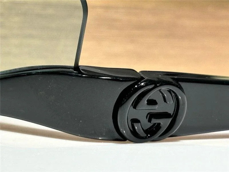 GUCCI GG1650 Gucci Eyewear Interlocking G shield-frame Sunglasses ✨