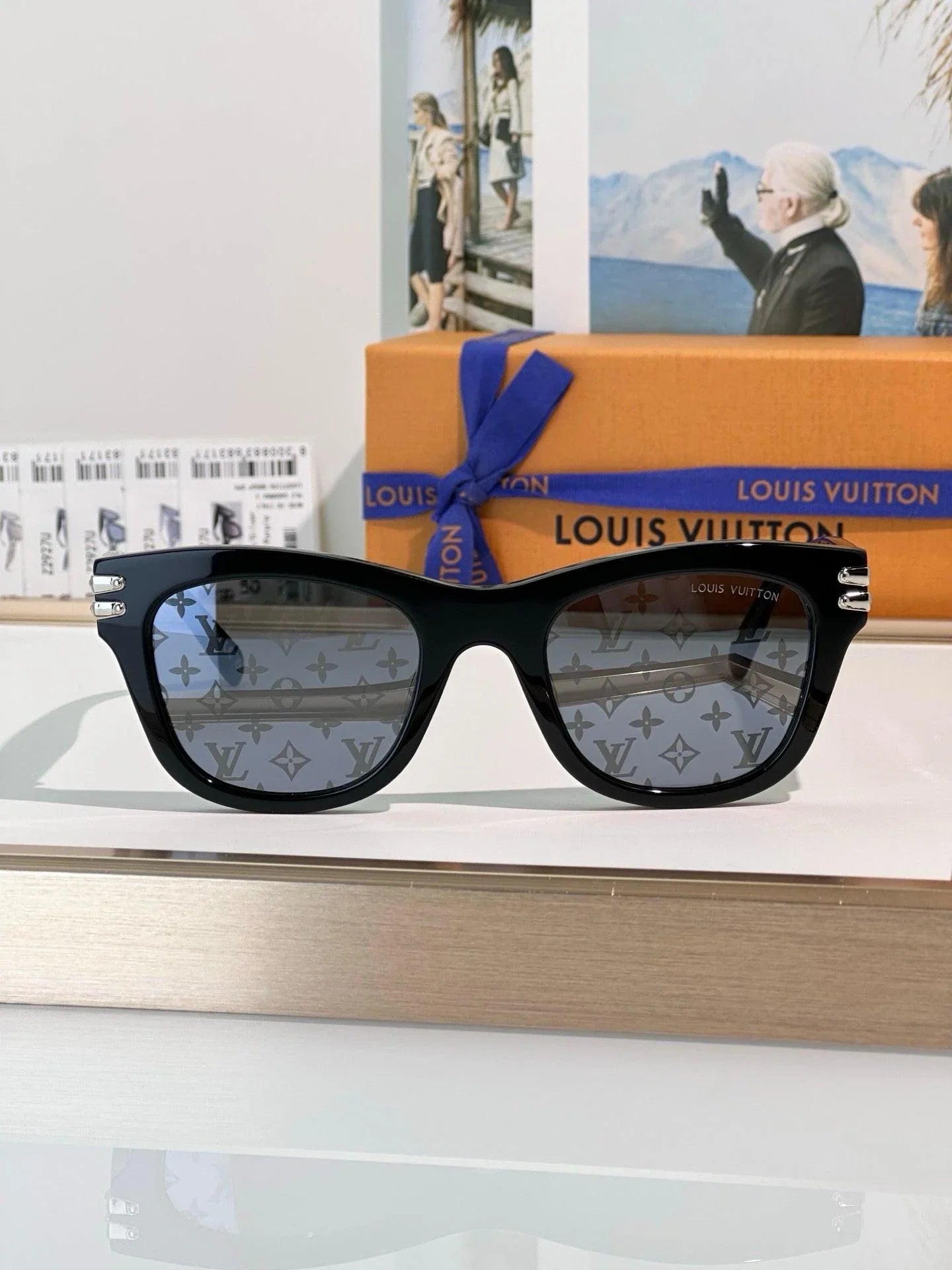 Louis Vuitton Z2927U LV Midnight Cat Eye Sunglasses ✨