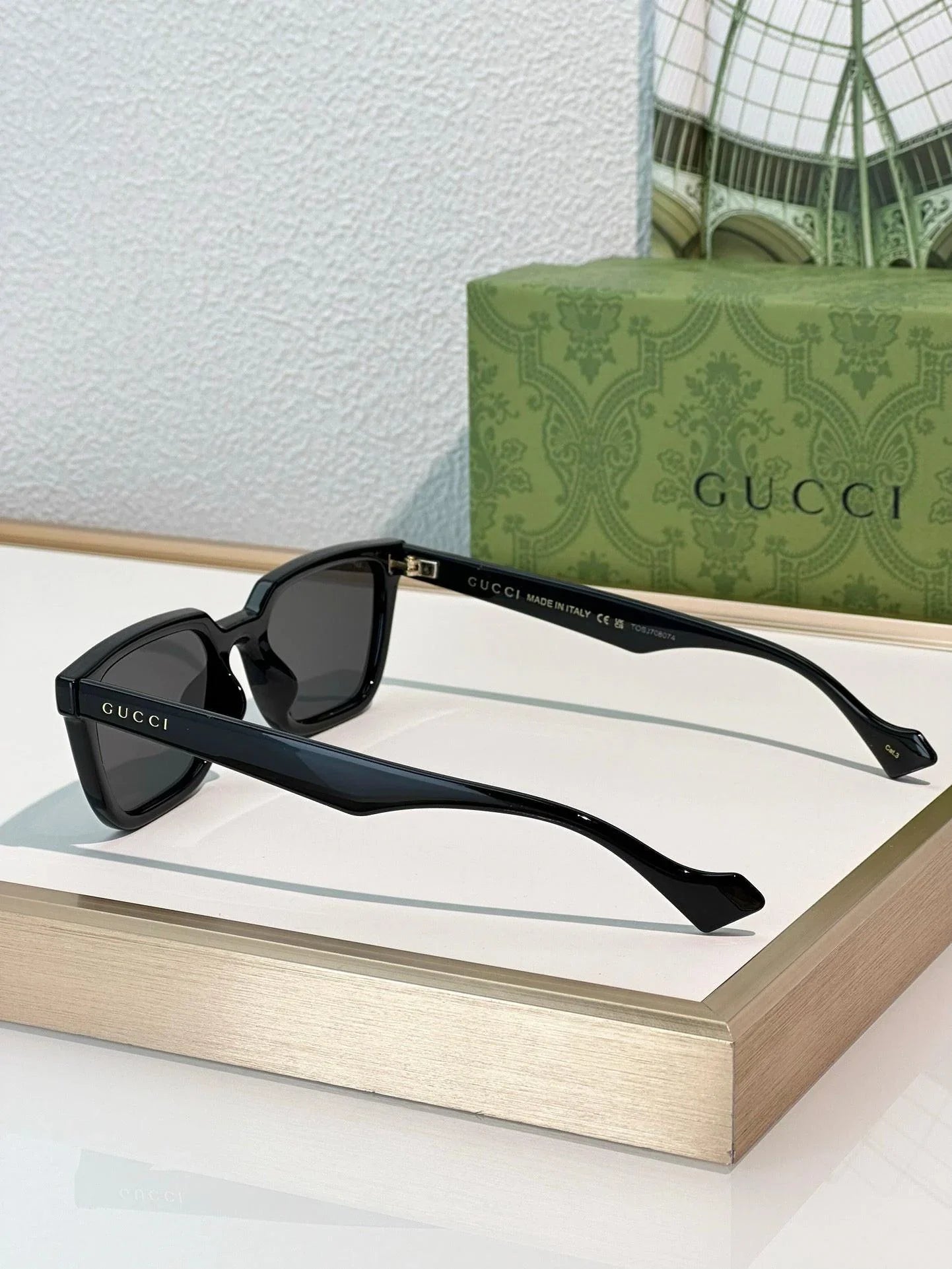 GUCCI GG 1539 Square Sunglasses ✨