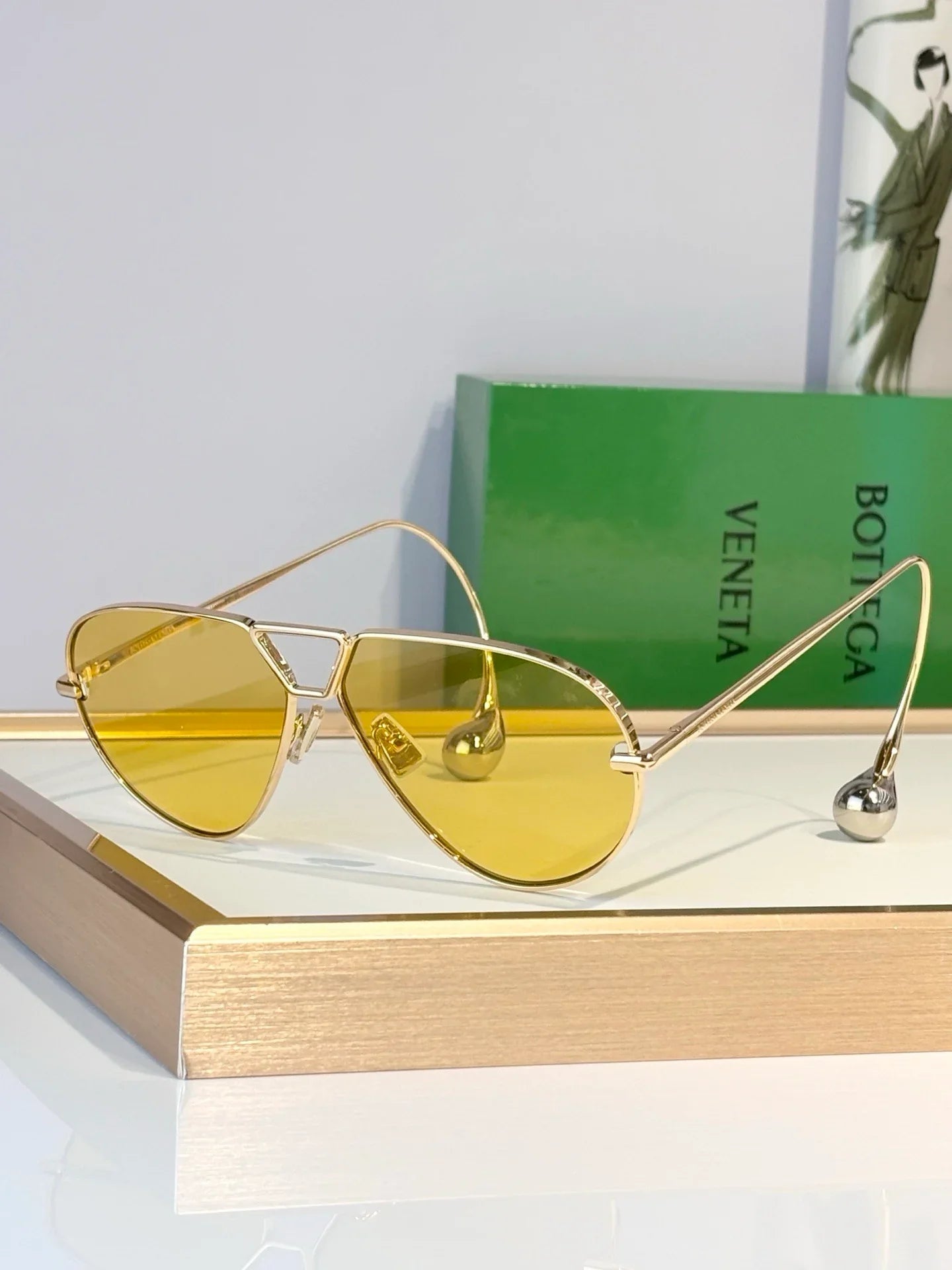BOTTEGA VENETA BV1437S Sunglasses 💚