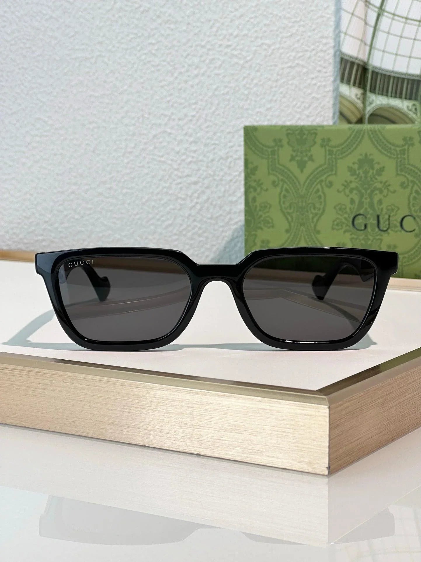 GUCCI GG 1539 Square Sunglasses ✨