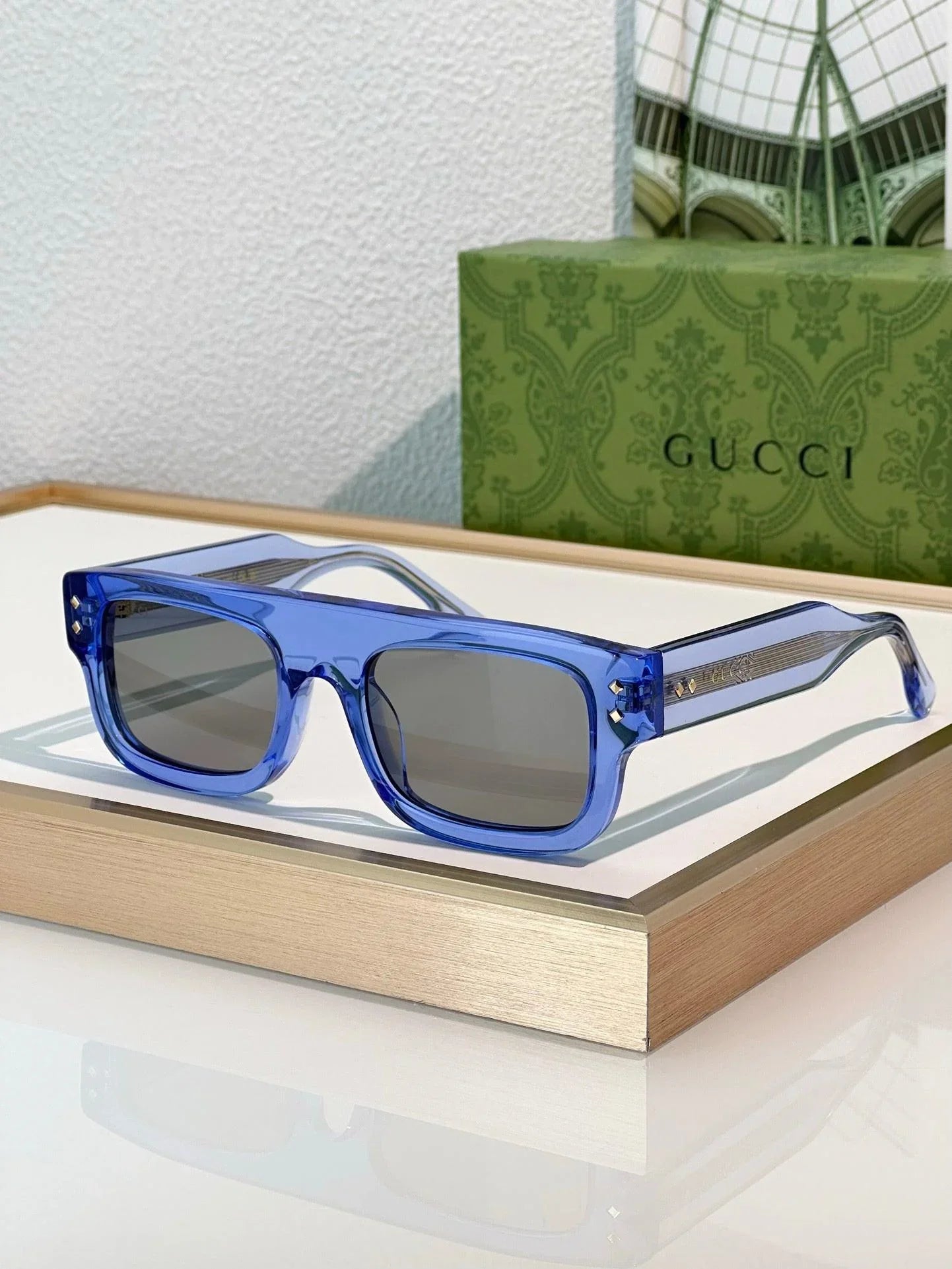 Gucci GG 1085S Unisex Full Rim Square Sunglasses ✨