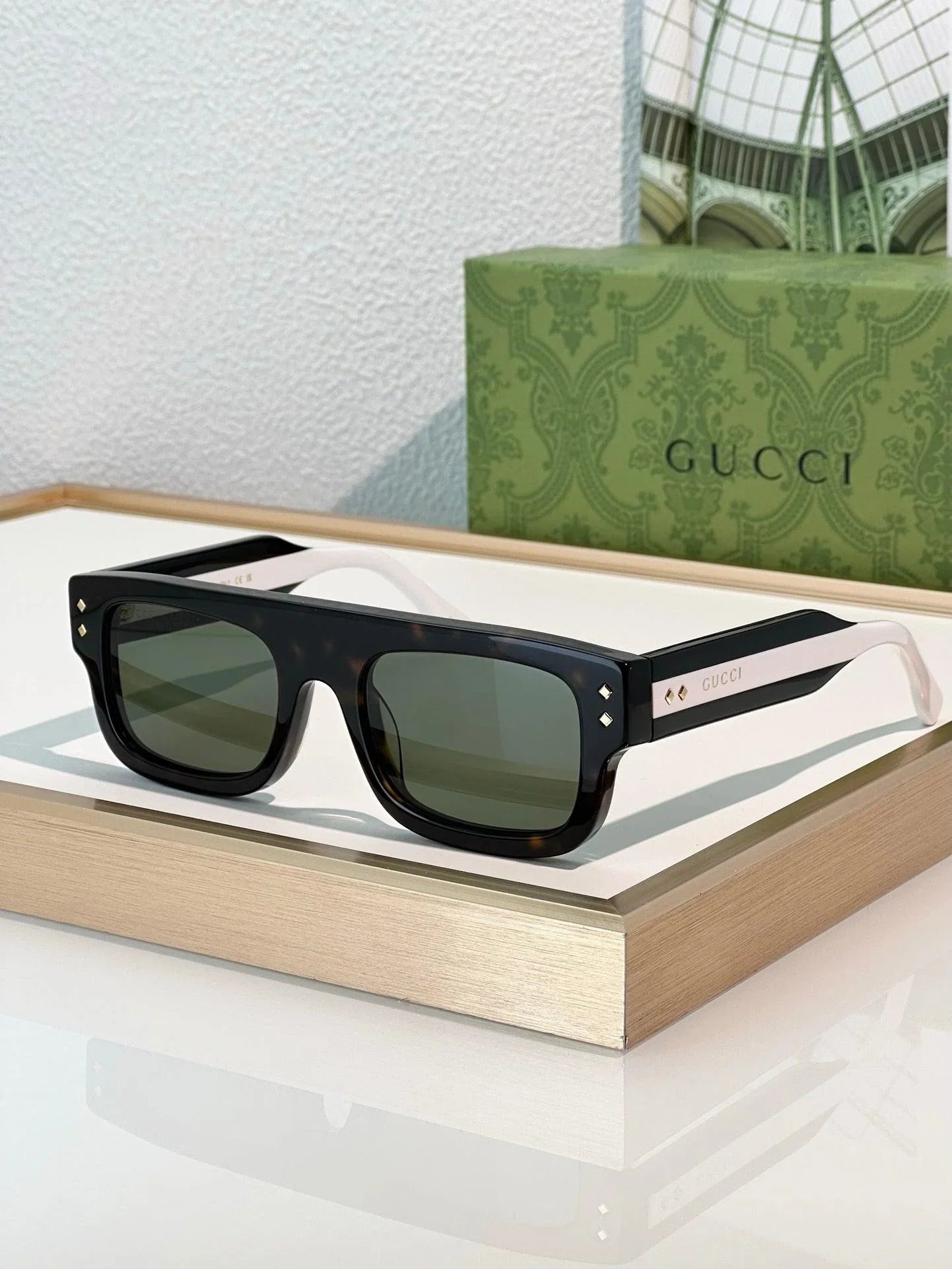 Gucci GG 1085S Unisex Full Rim Square Sunglasses ✨