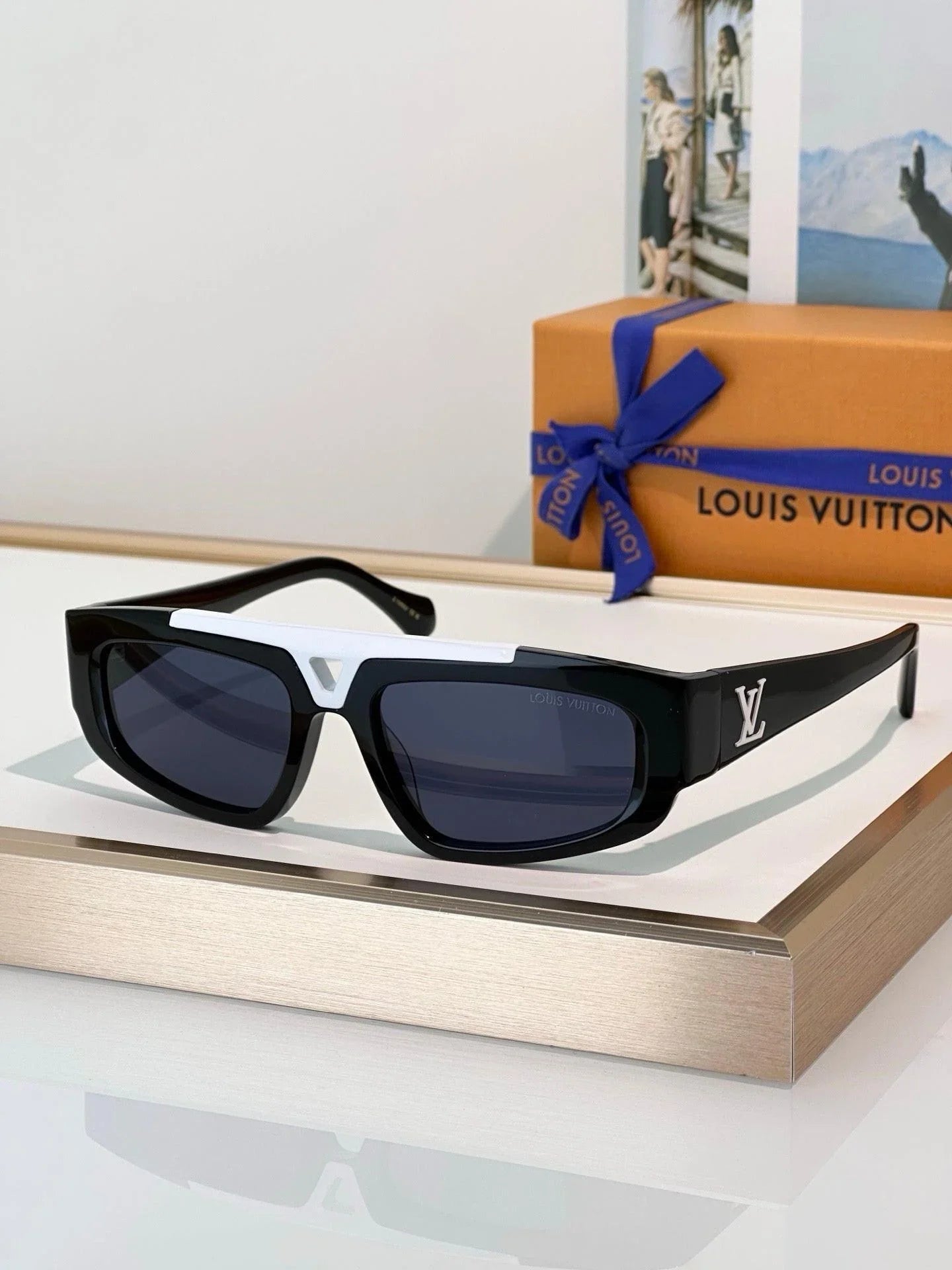 Louis Vuitton Z1950U 1.1 Evidence Sunglasses ✨