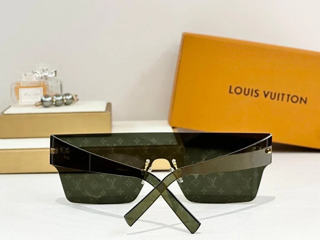 Louis Vuitton Z2206U LV Superlight Square Sunglasses ✨
