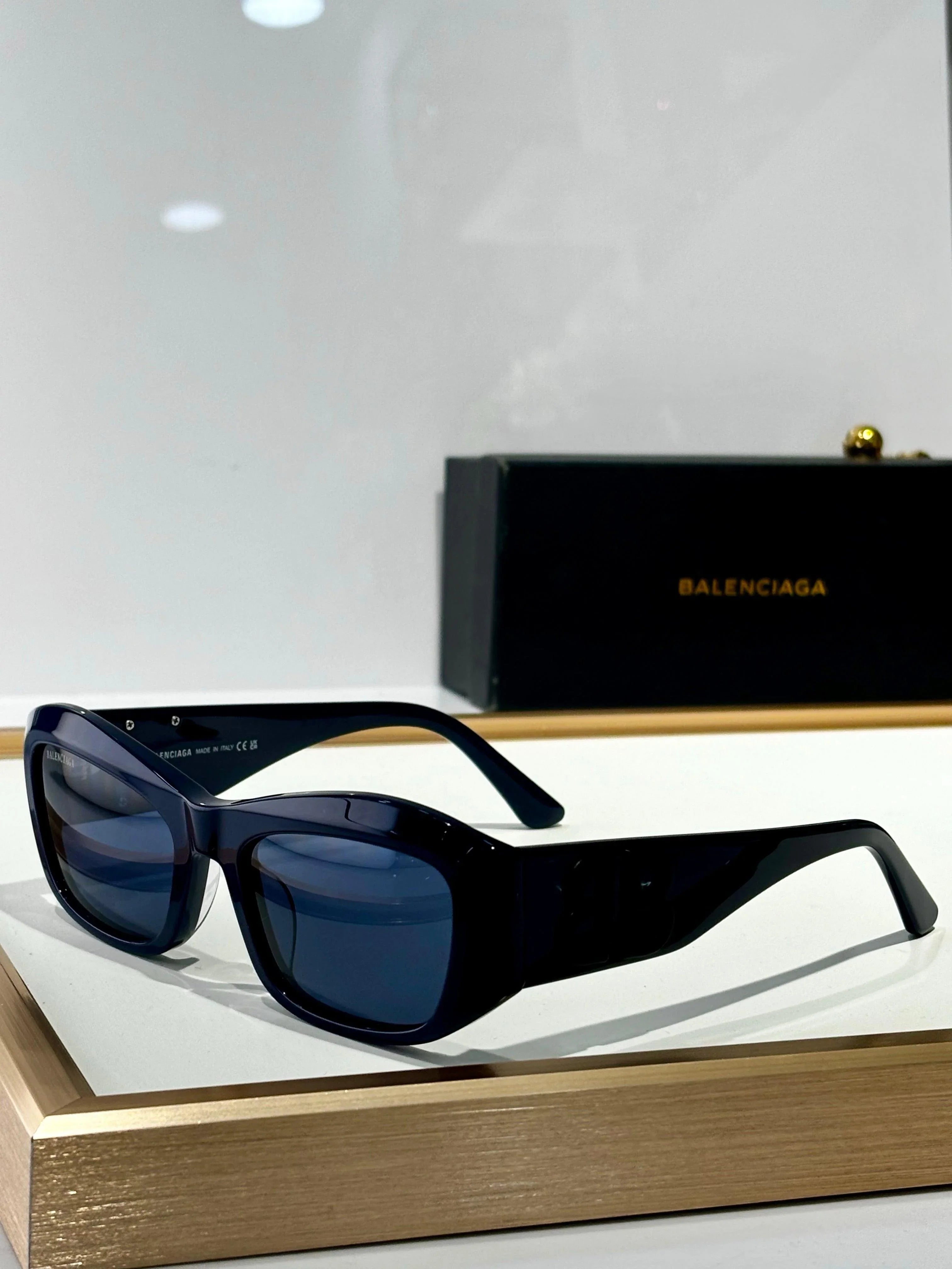 BALENCIAGA BB0397SK BB Logo Sunglassesđź–¤