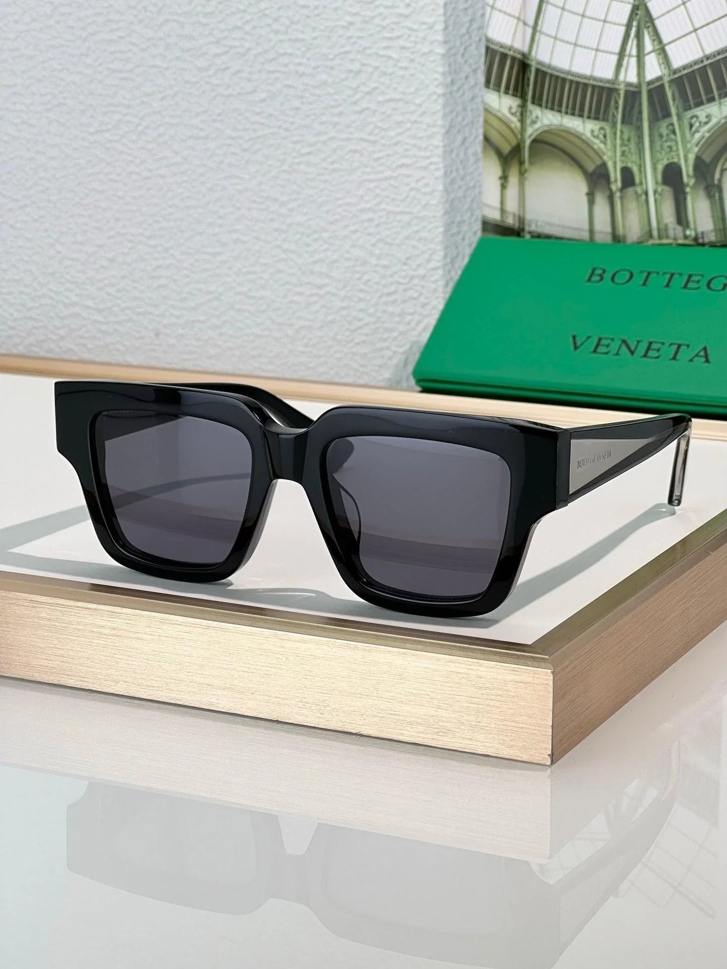 BOTTEGA VENETA BV 1276S Unisex Sunglasses💚