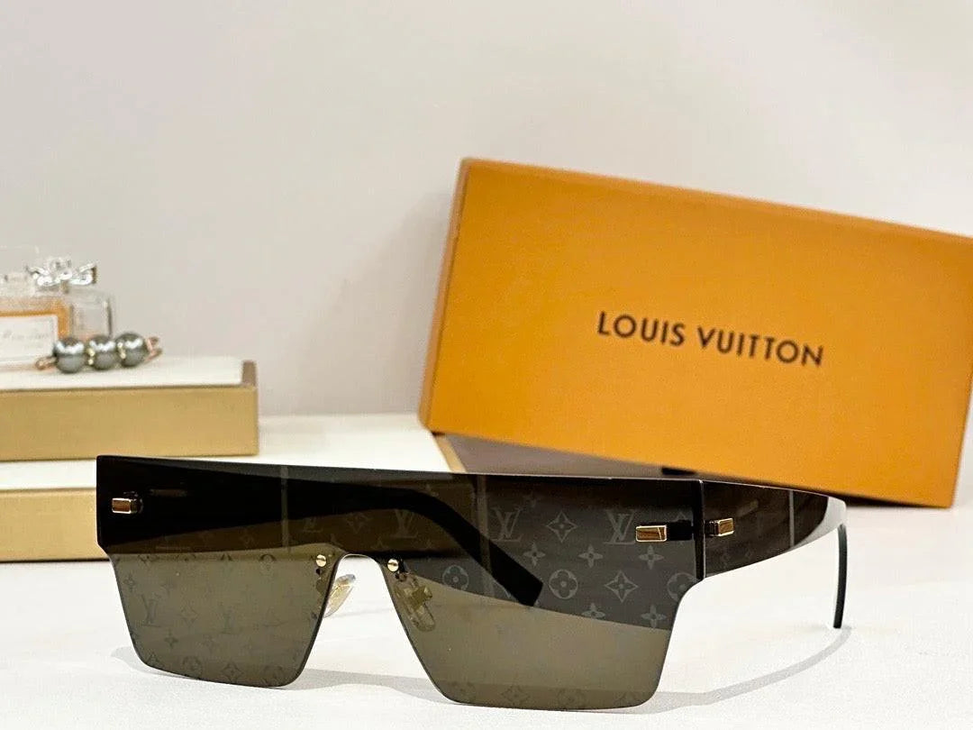 Louis Vuitton Z2206U LV Superlight Square Sunglasses ✨