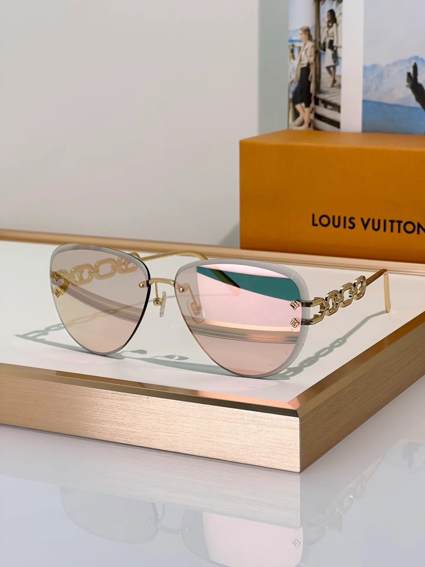 Louis Vuitton Z1854U LV Jewel Pilot Sunglasses NEW ✨