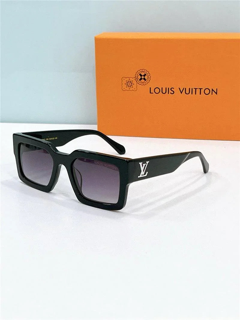 Louis Vuitton Z2076E LV Clash Low Square Sunglasses ✨