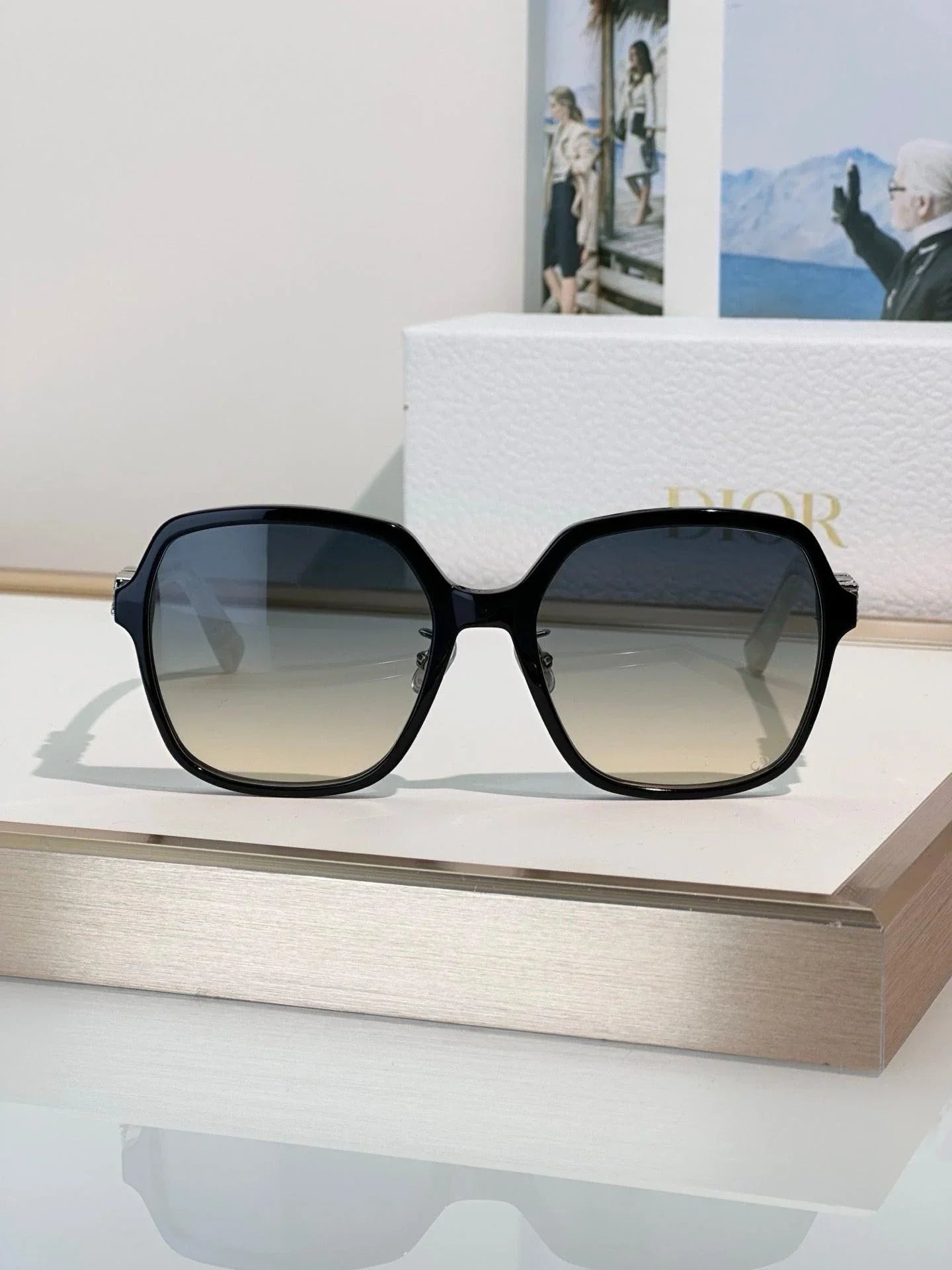 DIOR CD DiorTreasure S1F Square Sunglasses ✨