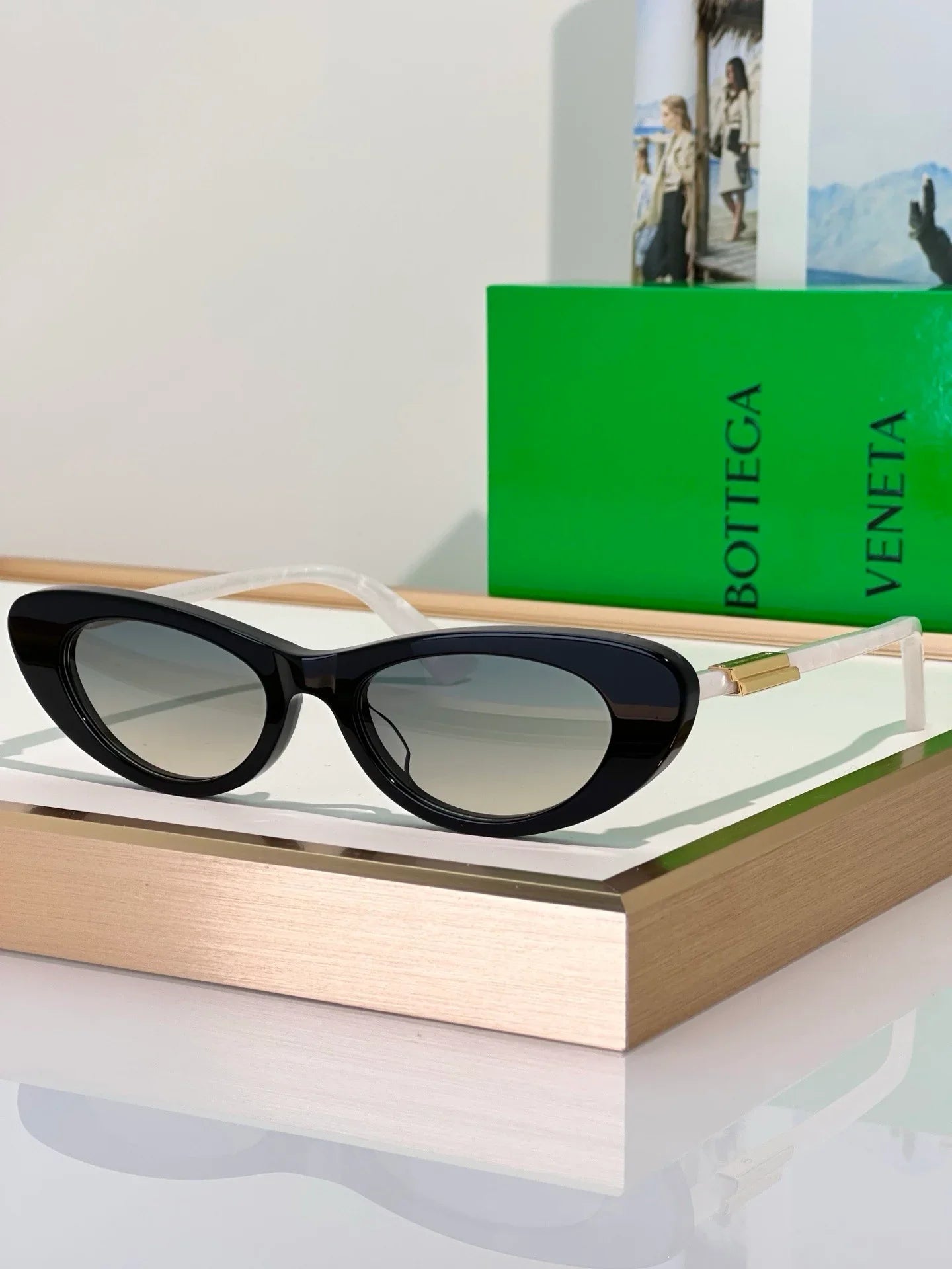 BOTTEGA VENETA BV1447S 001 Sunglasses💚