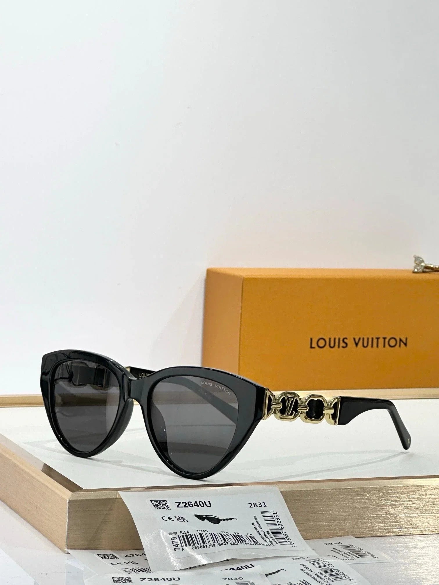Louis Vuitton Z2640U My LV Chain Braided Maxi Cat Eye Sunglasses ✨