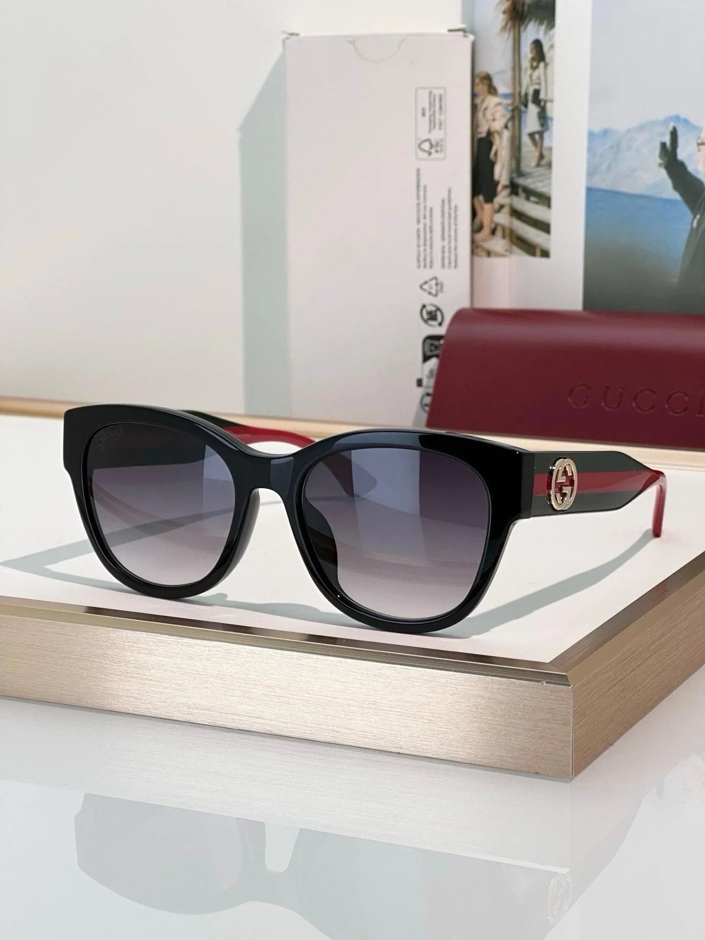 Gucci GG1866SK 001 Women&