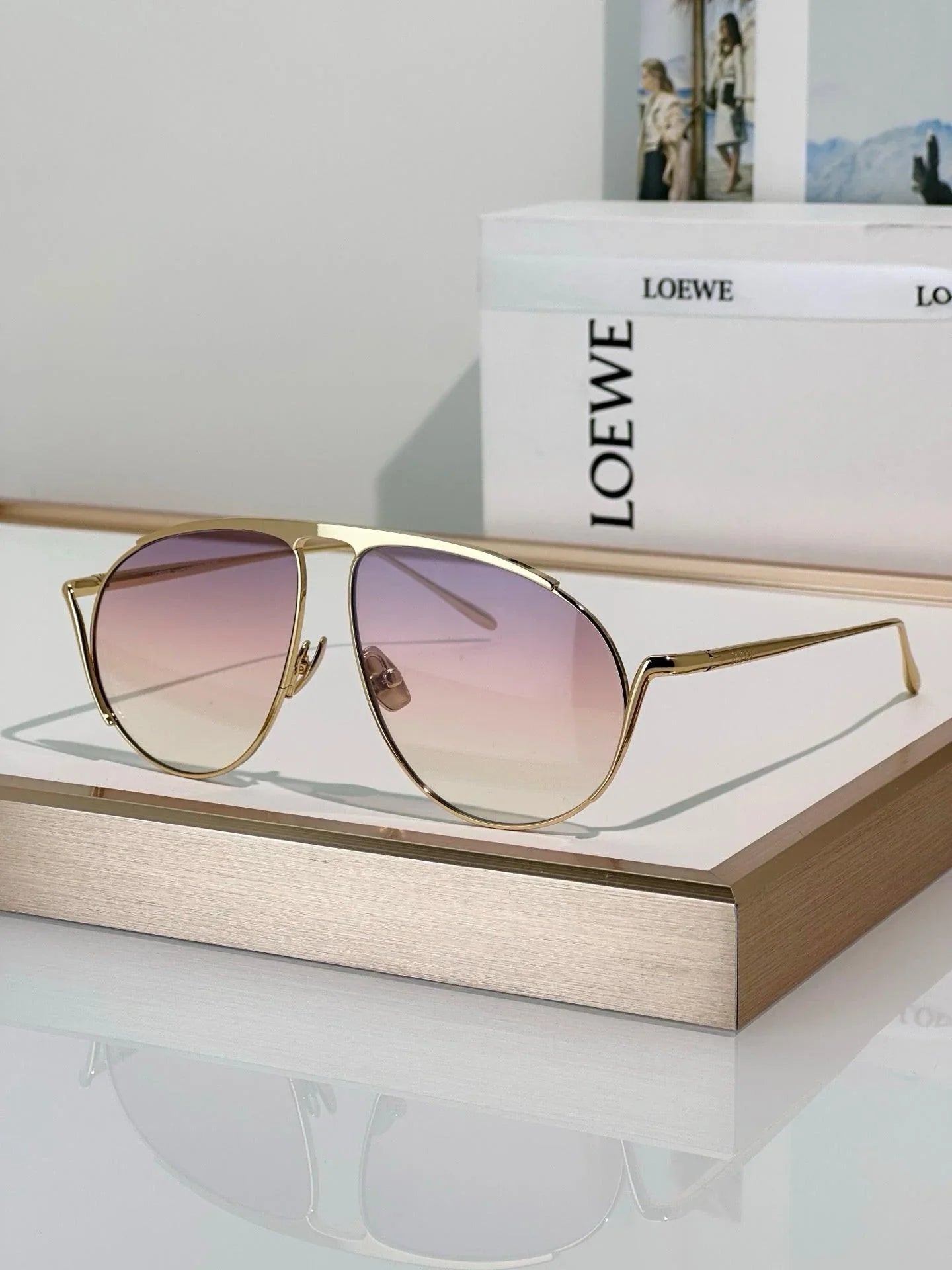 LOEWE Aviator-shaped 40180U Hillock Sunglasses ✨