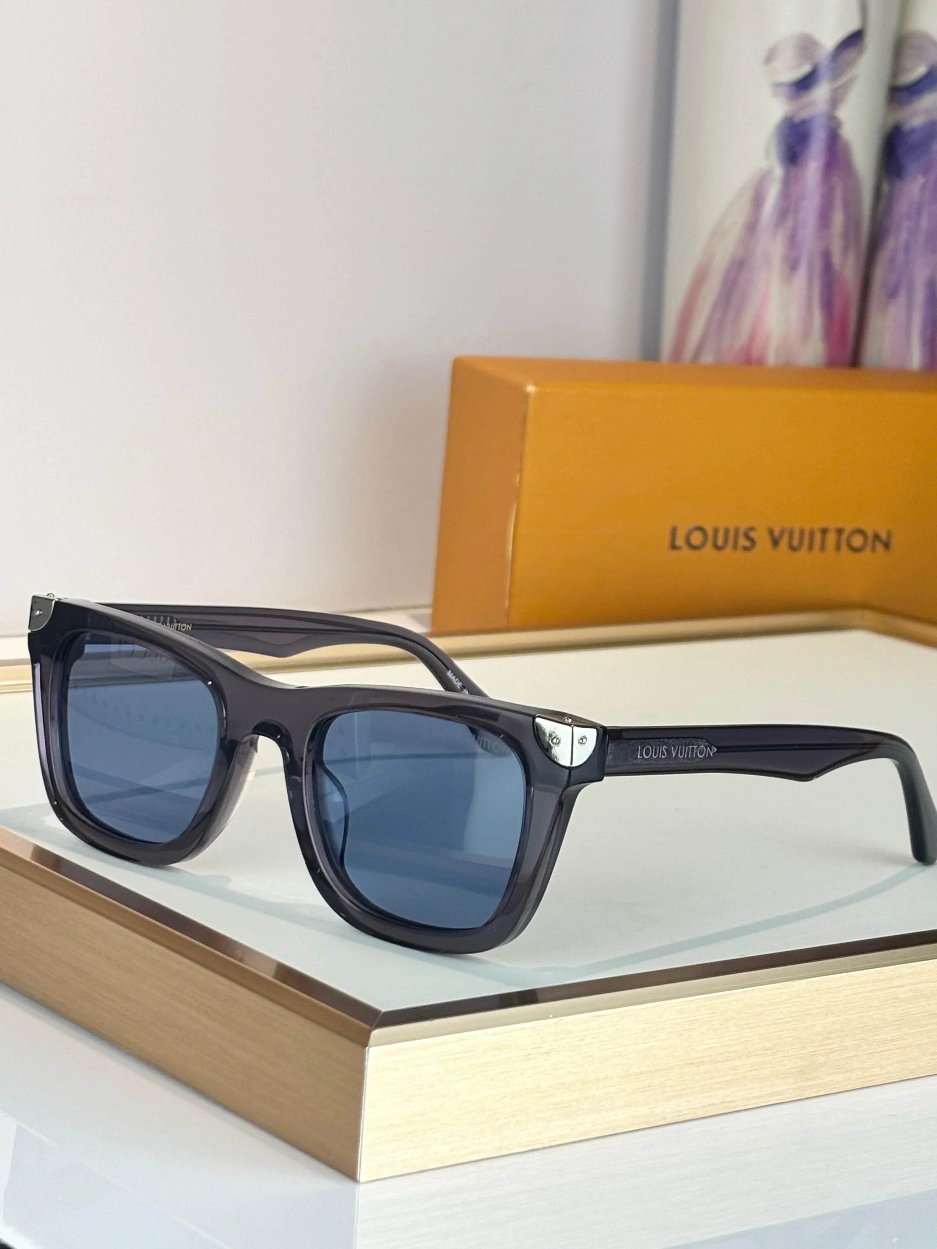Louis Vuitton Z3158U New icon LV Heritage Square Sunglasses ✨