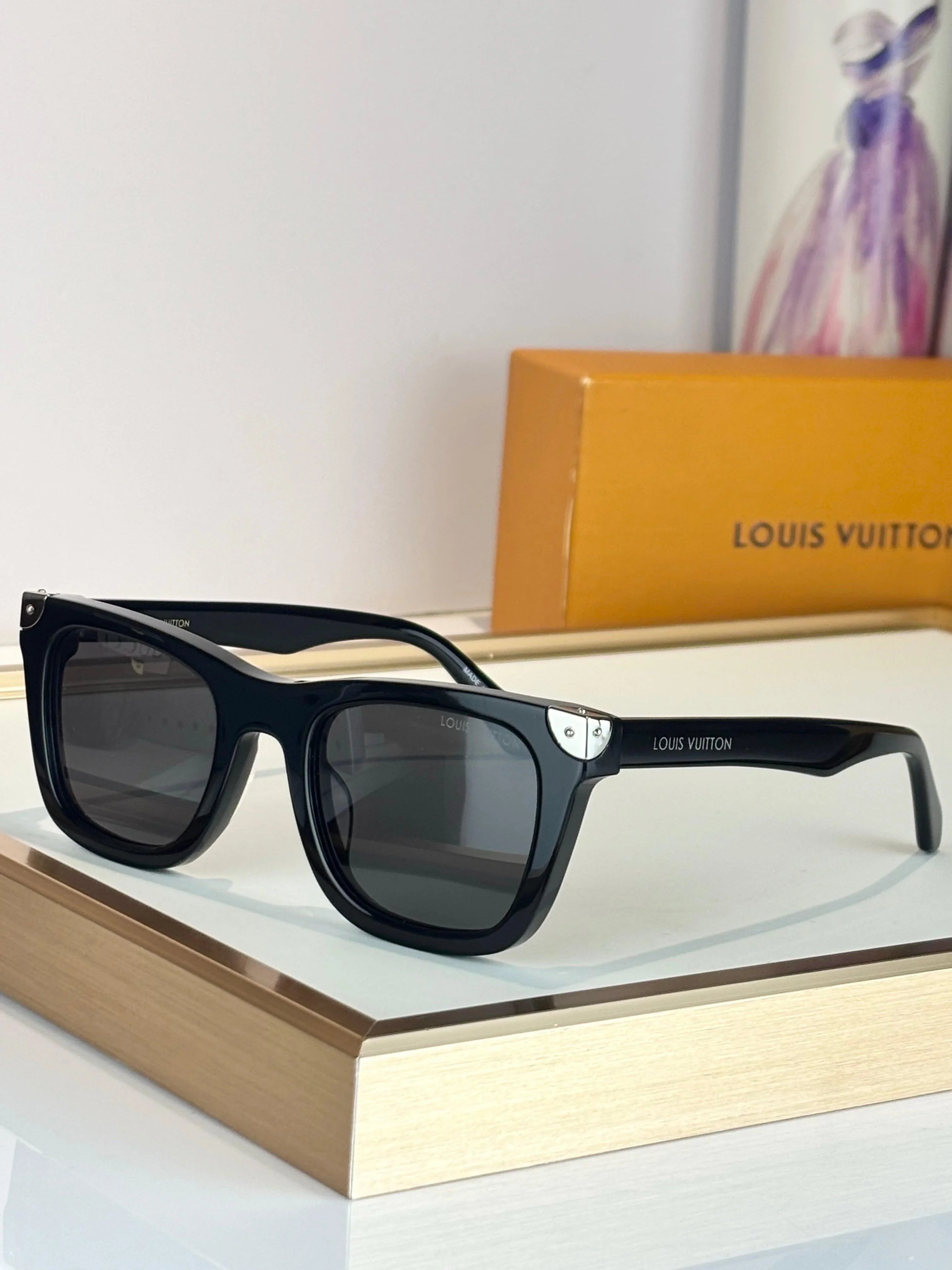 Louis Vuitton Z3158U New icon LV Heritage Square Sunglasses ✨