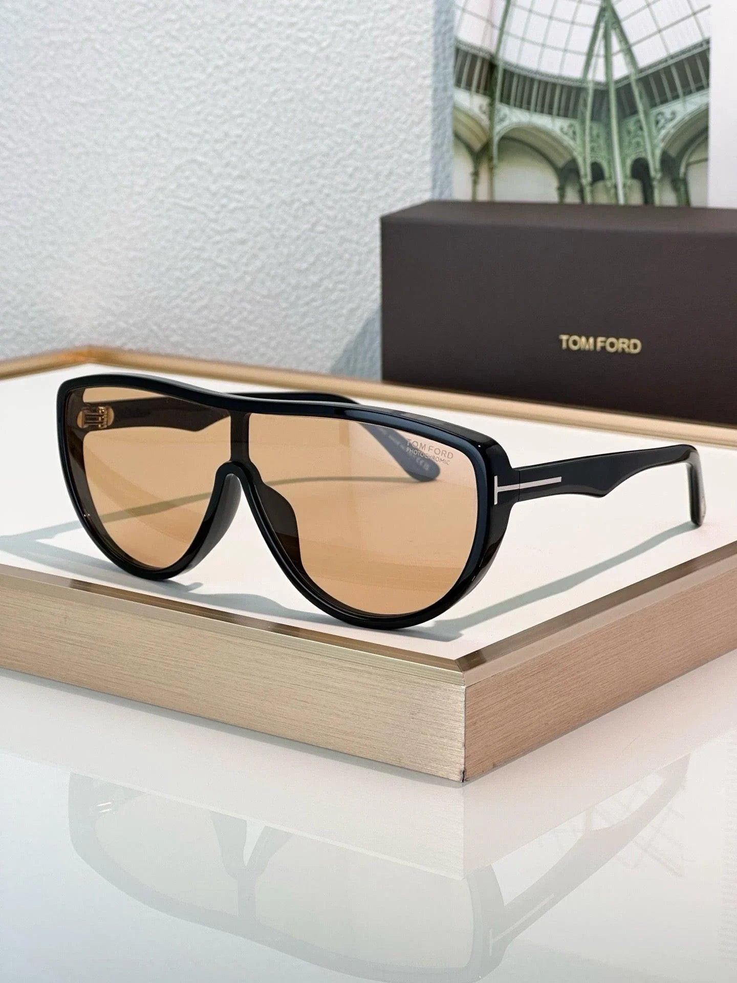 TOM FORD ACHILLES FT1182/S Sunglasses 🔱