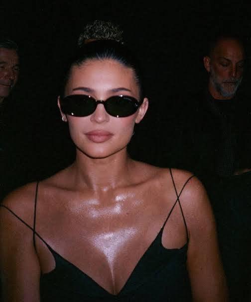 TOM FORD Iggy TF1364 52N As seen on KYLE Sunglasses🔱