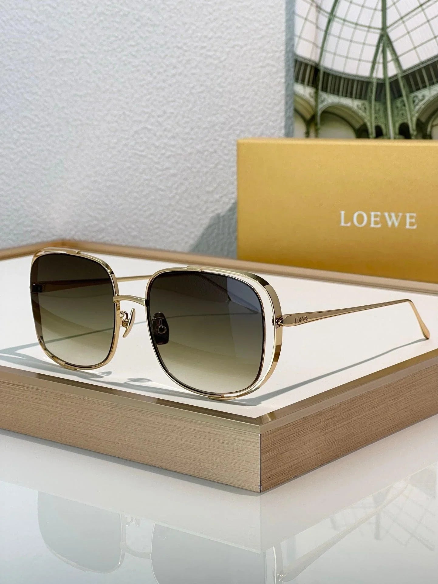 LOEWE Signature Cut Out LW 40148U Sunglasses ✨