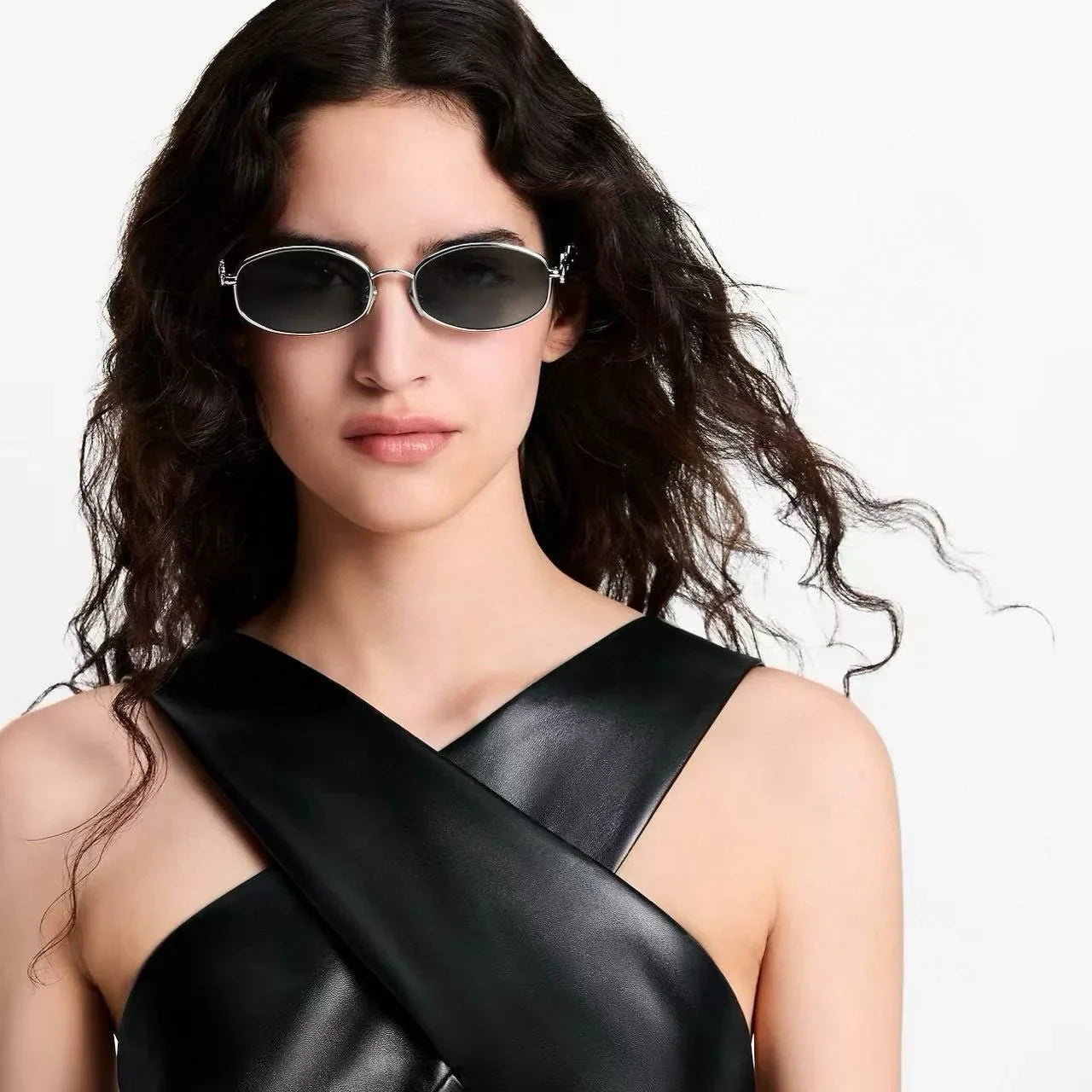 Louis Vuitton Z3193U LV Script Metal Round Sunglasses ✨